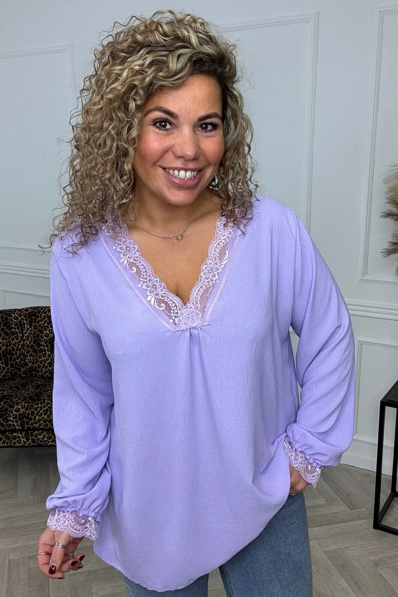 Long Sleeve Lace Top - Lila - Image 2