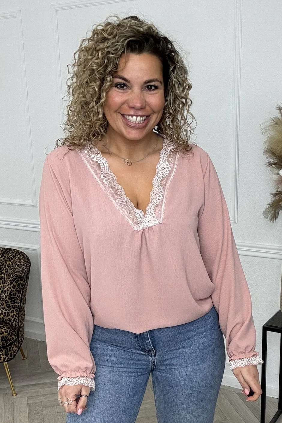 Long Sleeve Lace Top - Old Pink