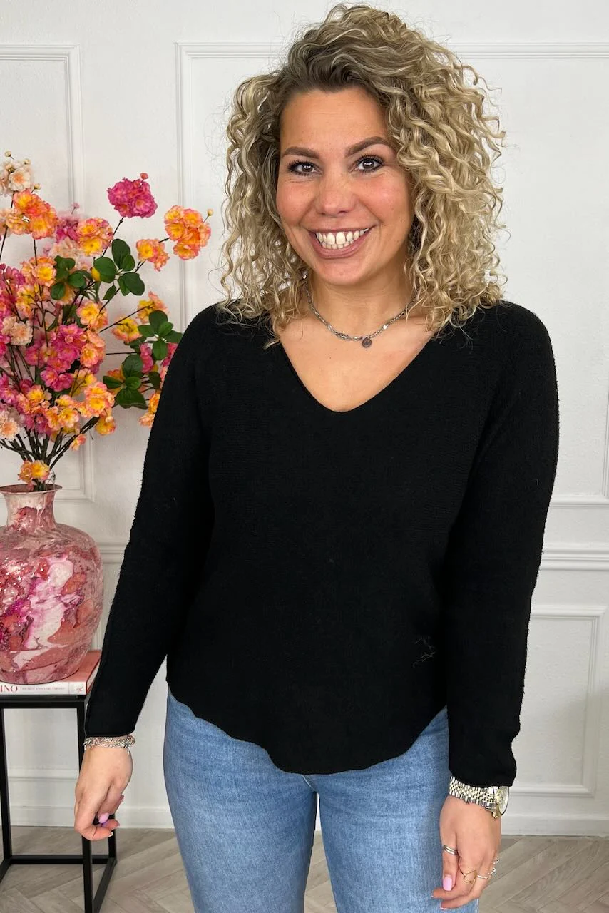 Long Sleeve Macy V Sweater - Black