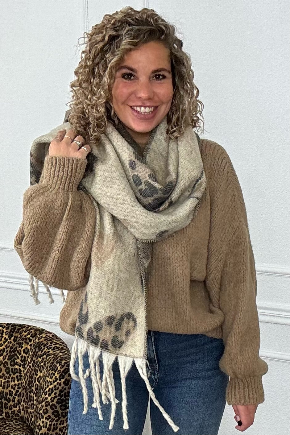 Lovely Heart Scarf - Light Brown