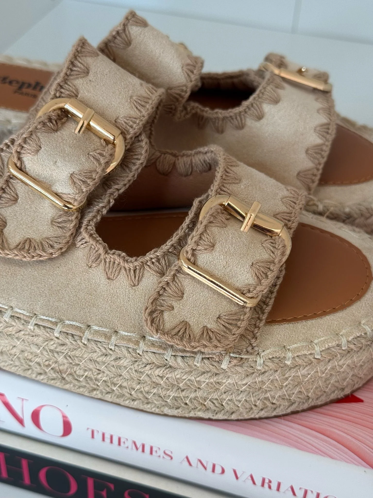 Lovely Summer Sandal - Beige - Image 3