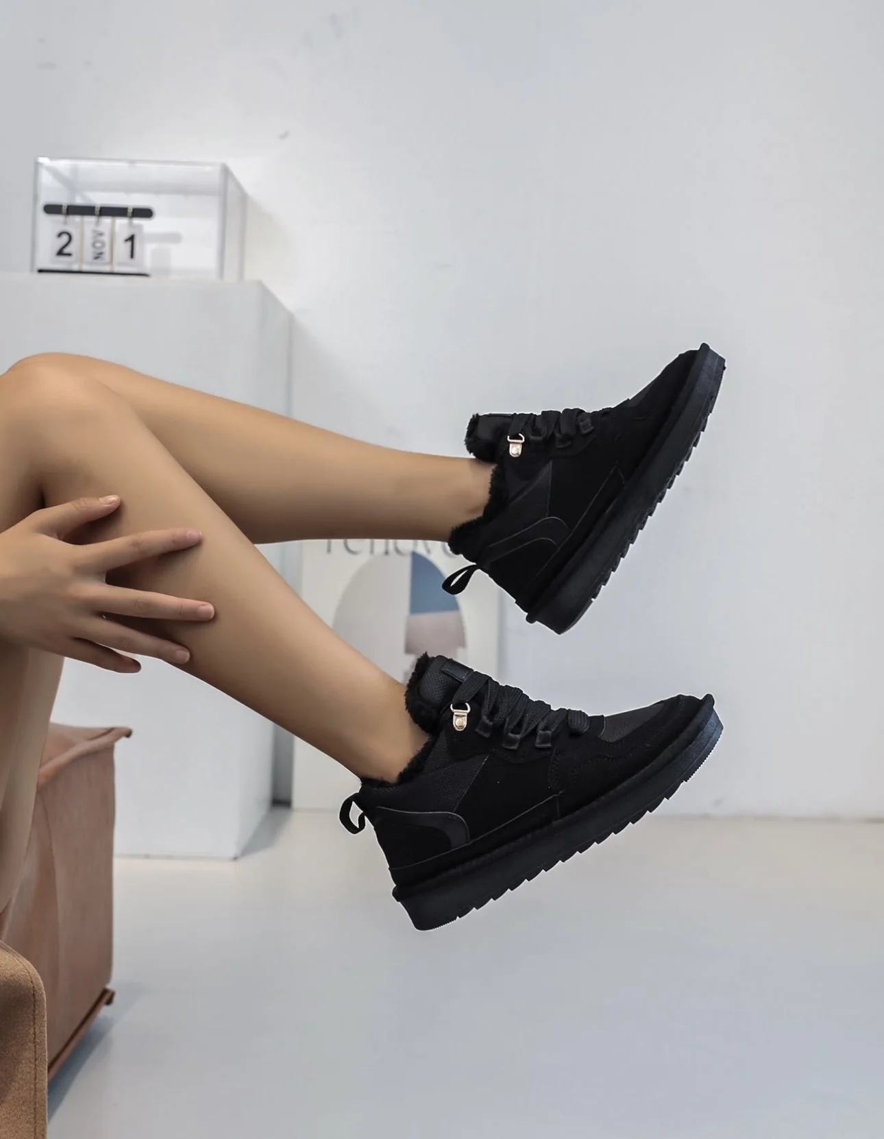 Lowmy Winter Sneaker - Black