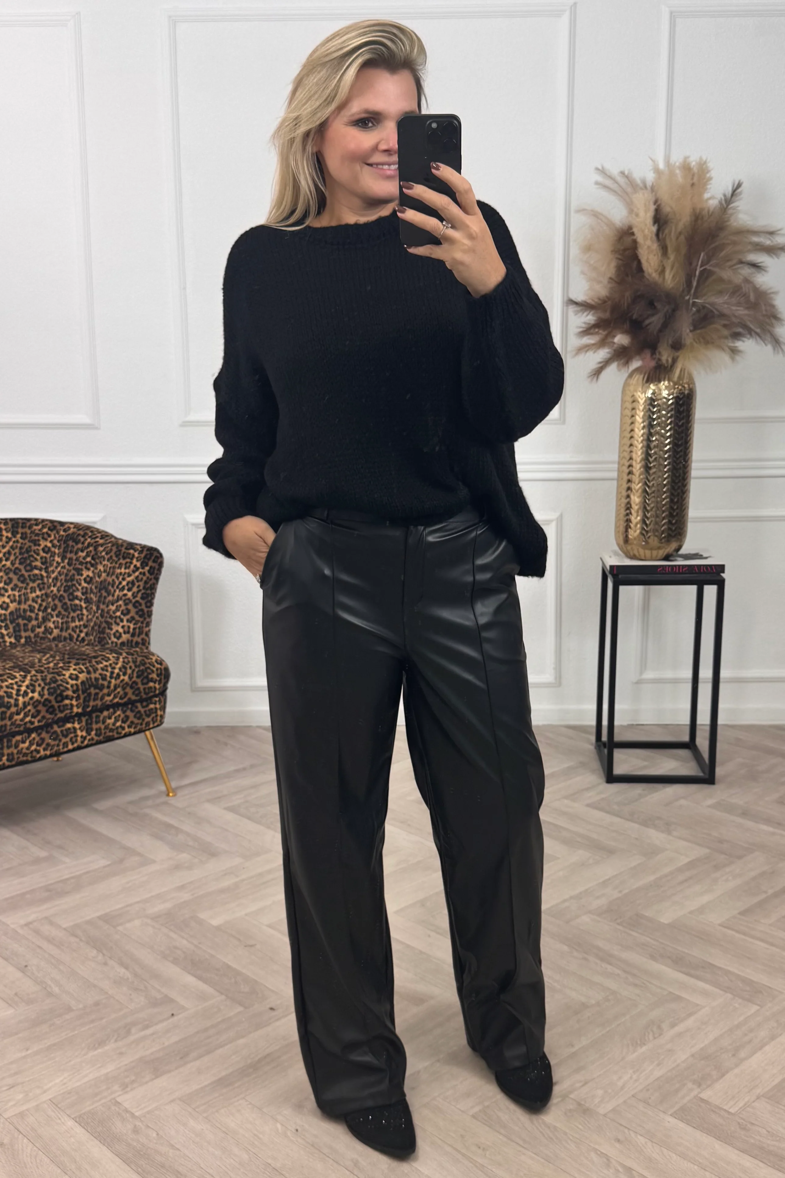 Luxury Skye Leather Pants - Black - Image 2