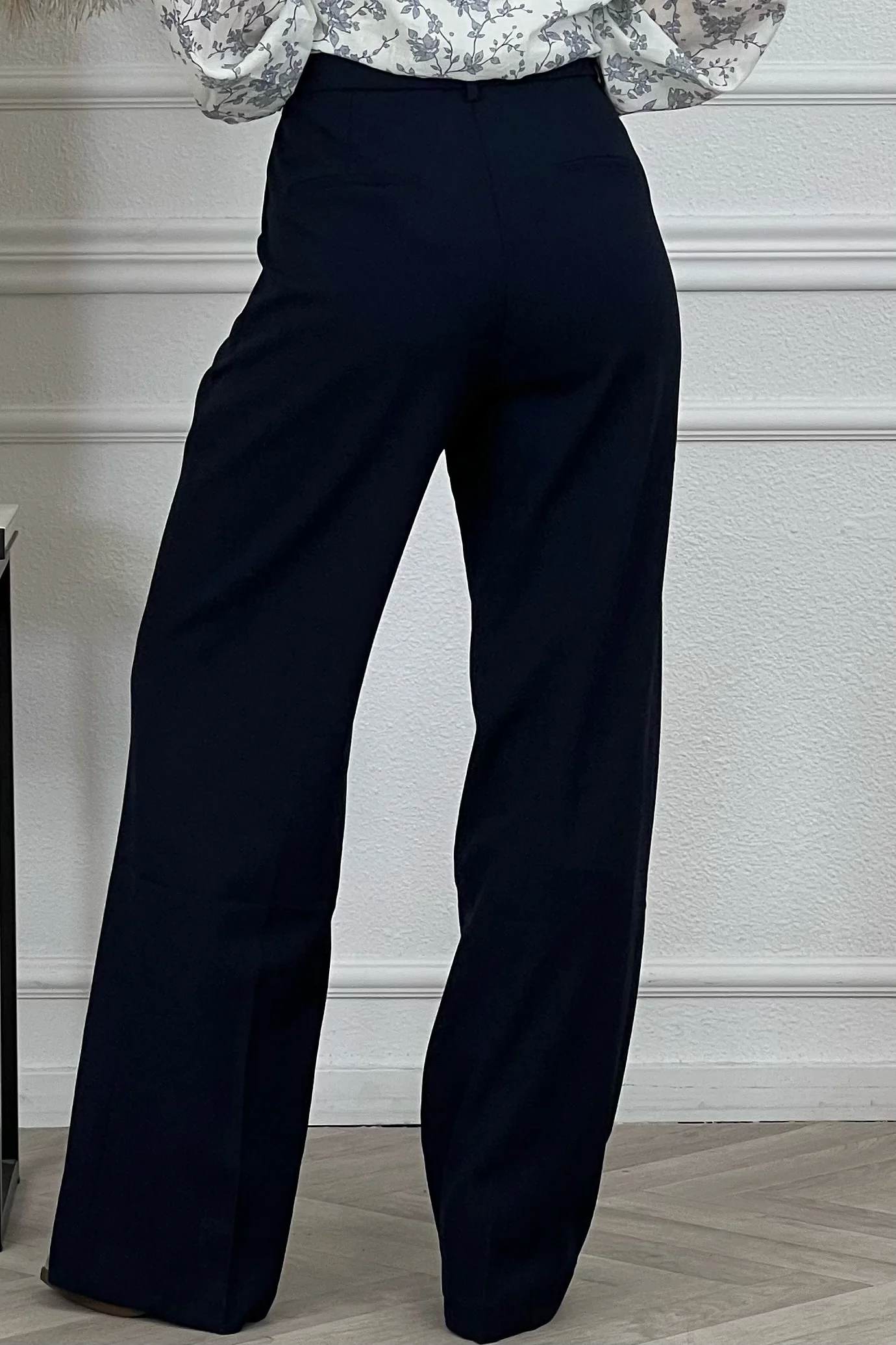 Luxury Straight Leg Pants - Navy