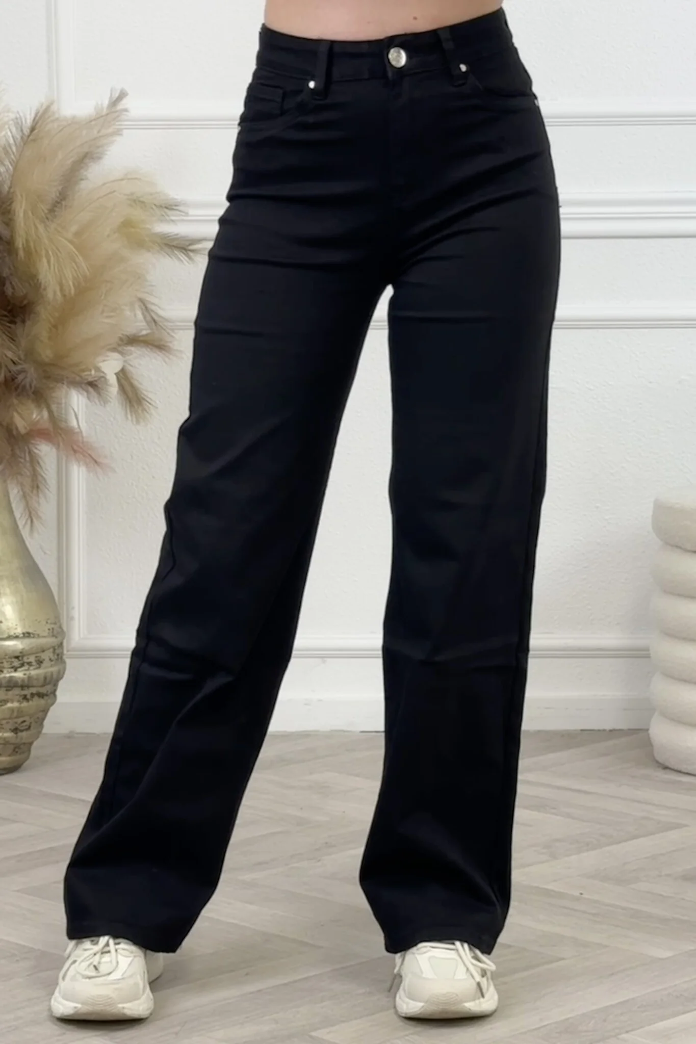 Madison Wide Leg Jeans - Black - Image 2