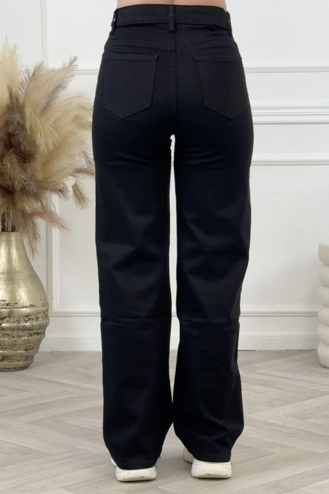Madison Wide Leg Jeans - Black - Image 4