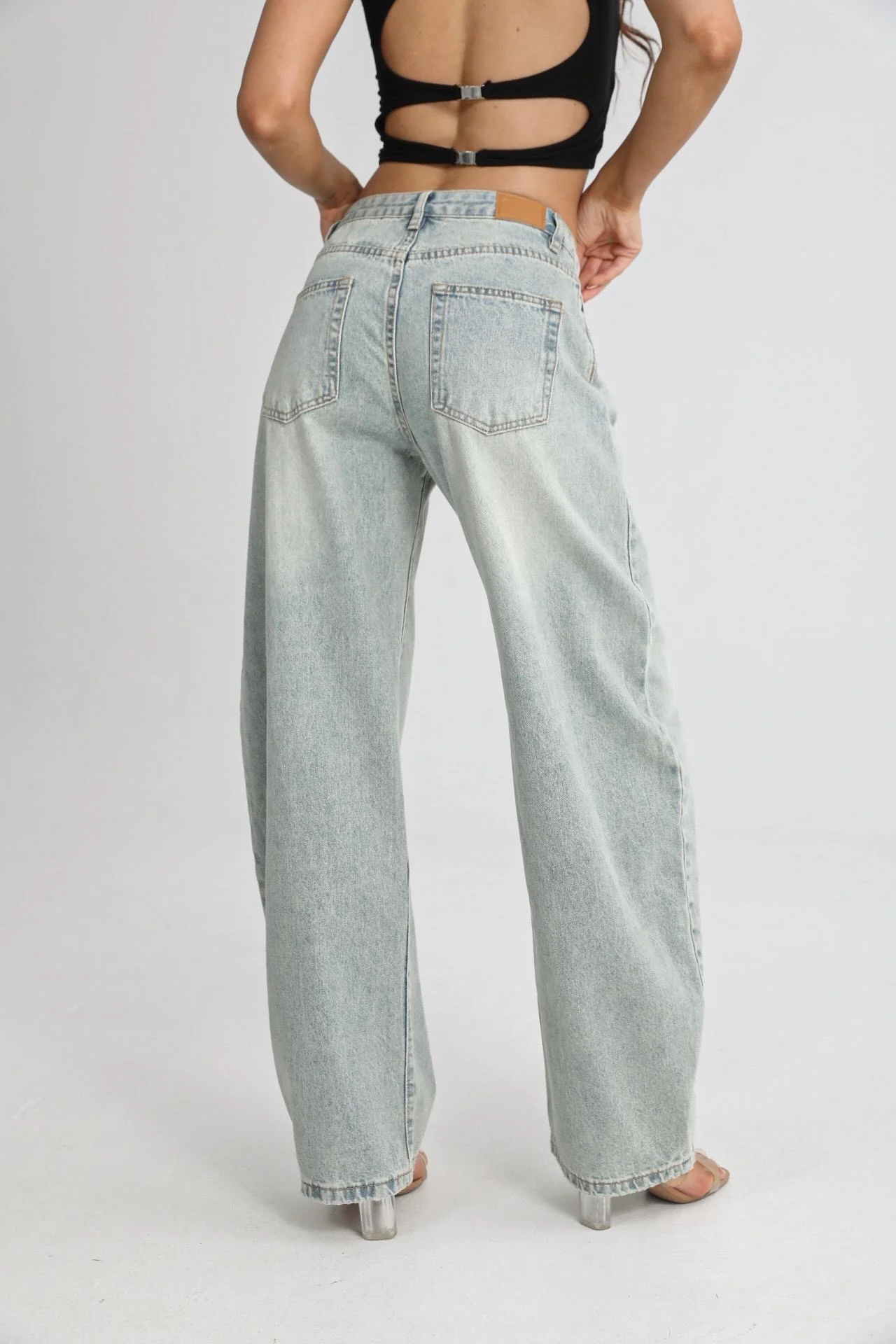 Mae Barrel Jeans - Vintage Blue - Image 4