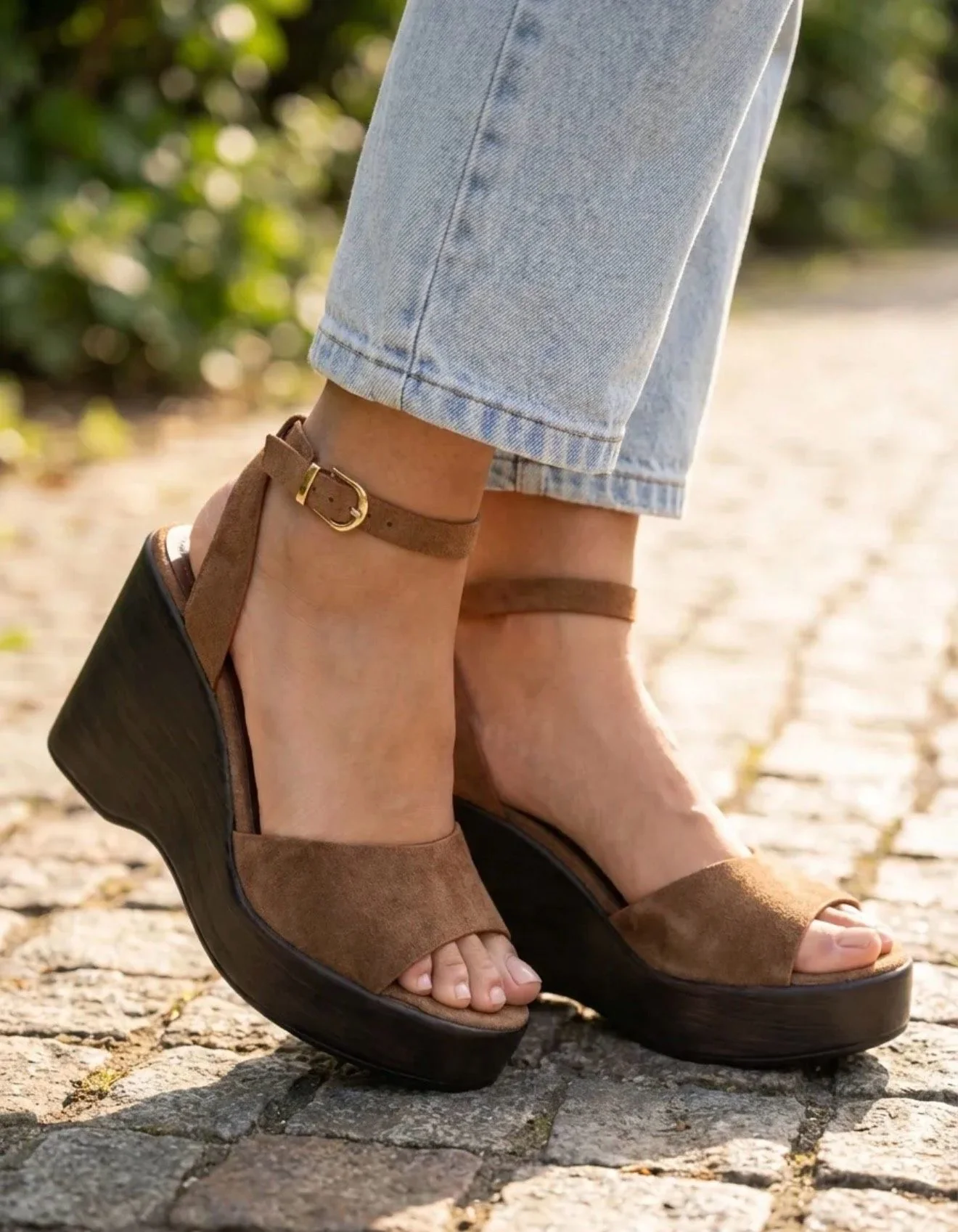 Malaga Summer Wedges - Camel