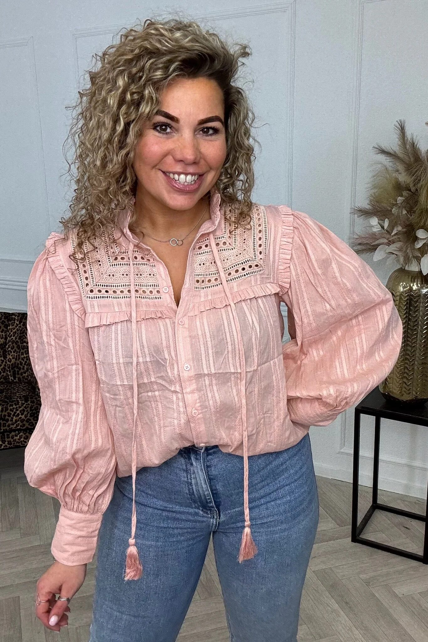 Marie Ruffle Blouse - Light Pink - Image 3
