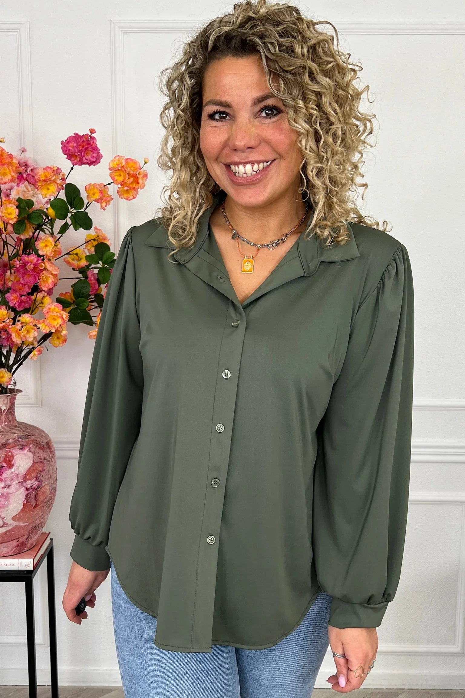 Musthave Basic Travel Blouse - Armygreen - Image 4