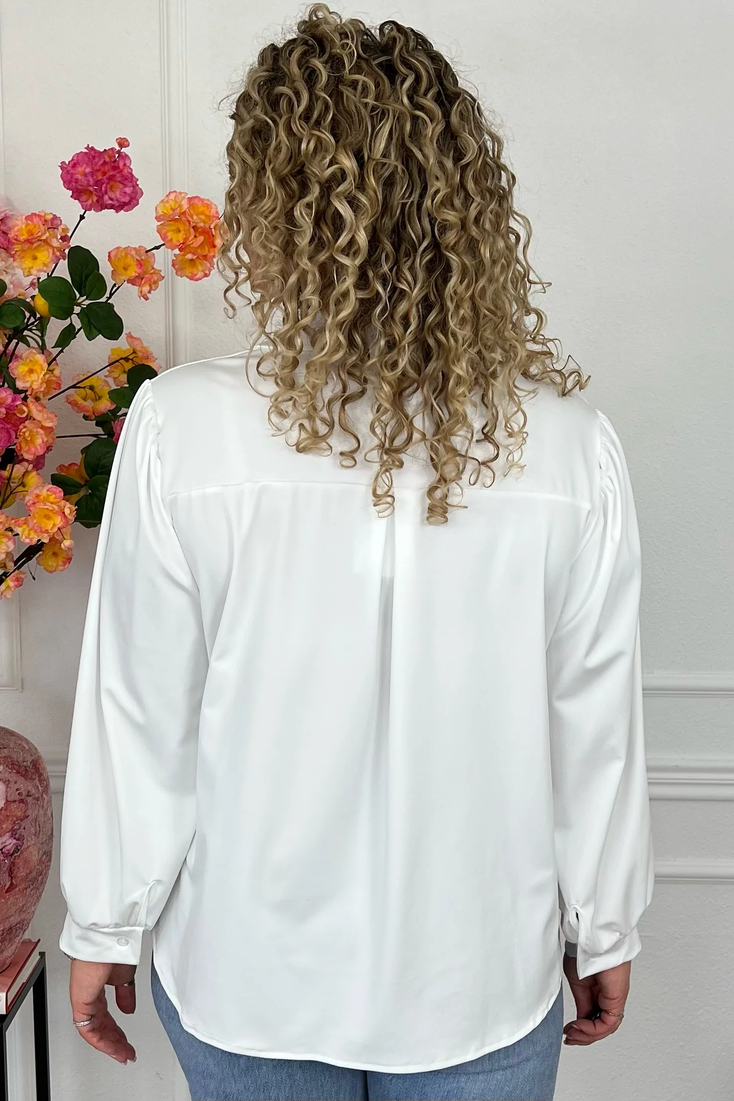 Musthave Basic Travel Blouse - White - Image 3