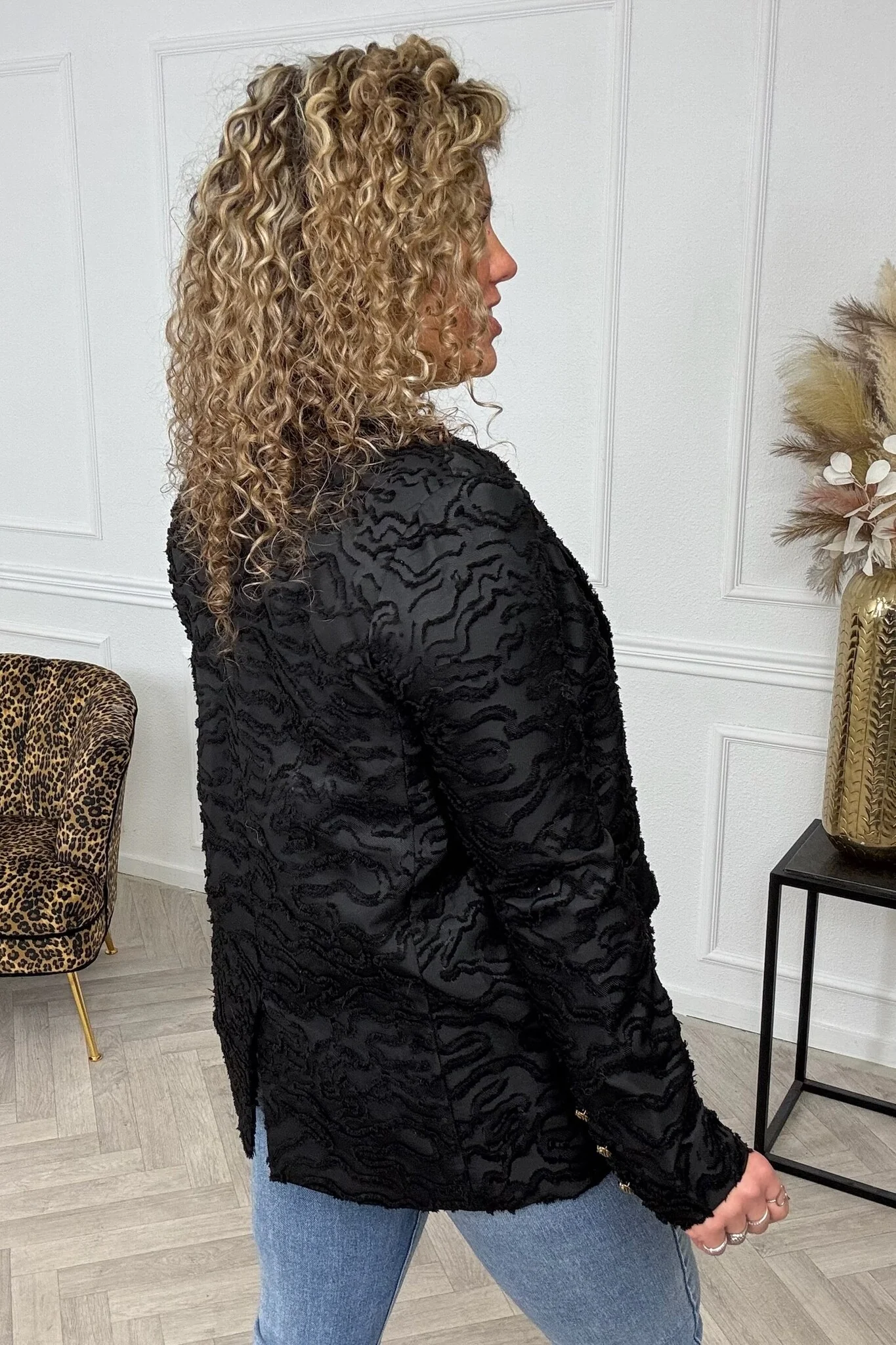Musthave Jacquard Wavy Blazer - Black - Image 2