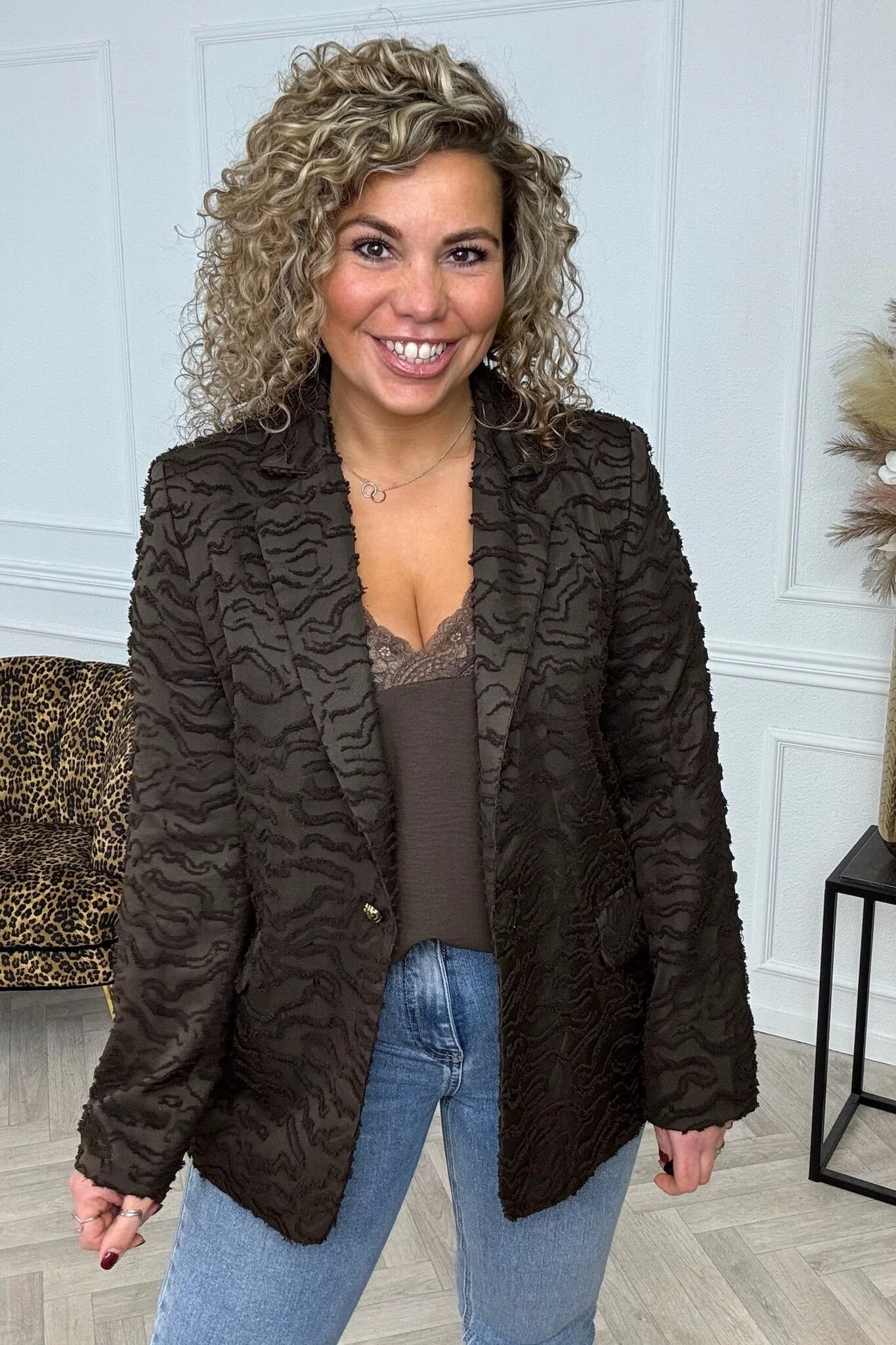 Musthave Jacquard Wavy Blazer - Brown
