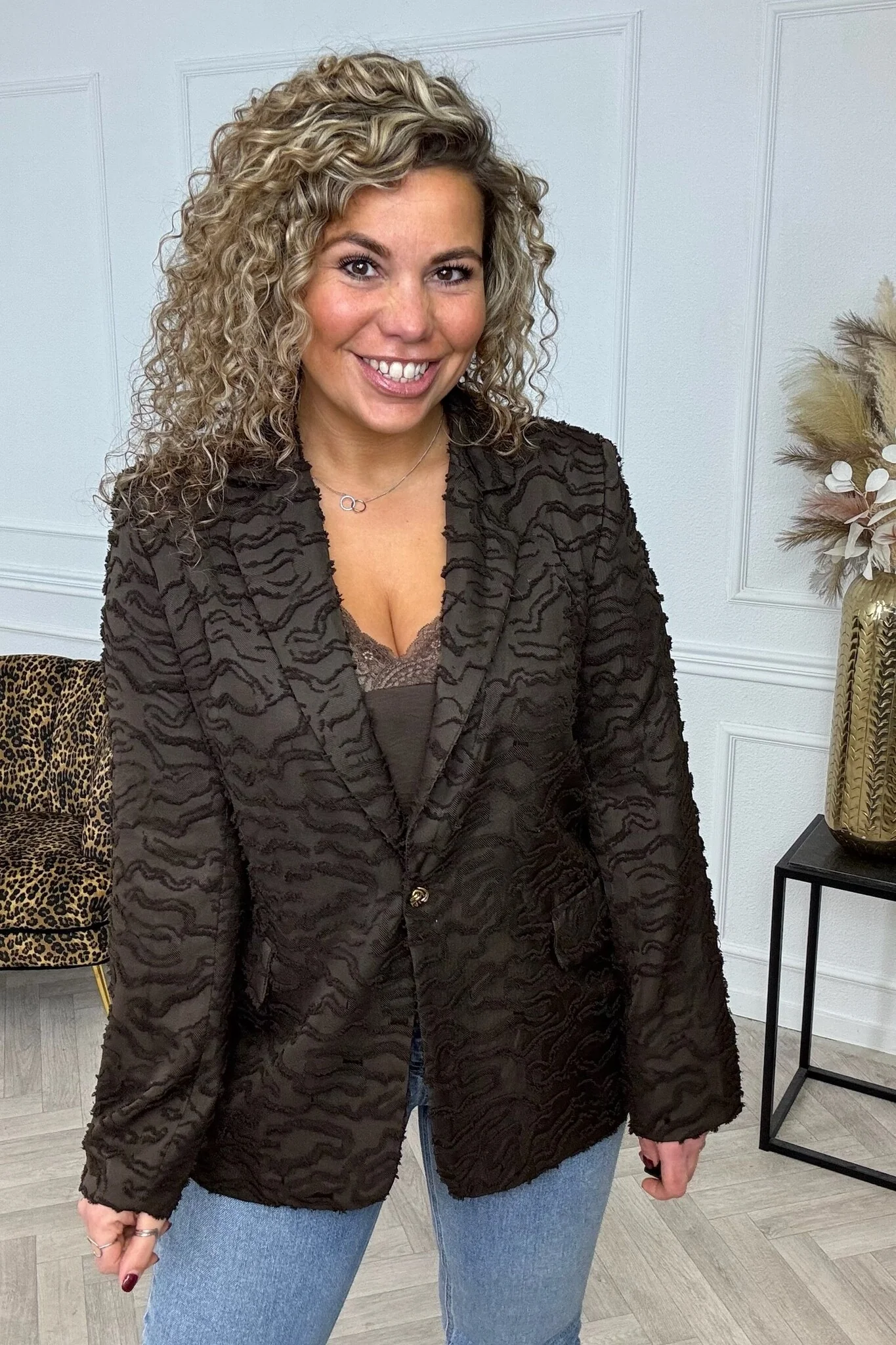 Musthave Jacquard Wavy Blazer - Brown - Image 3