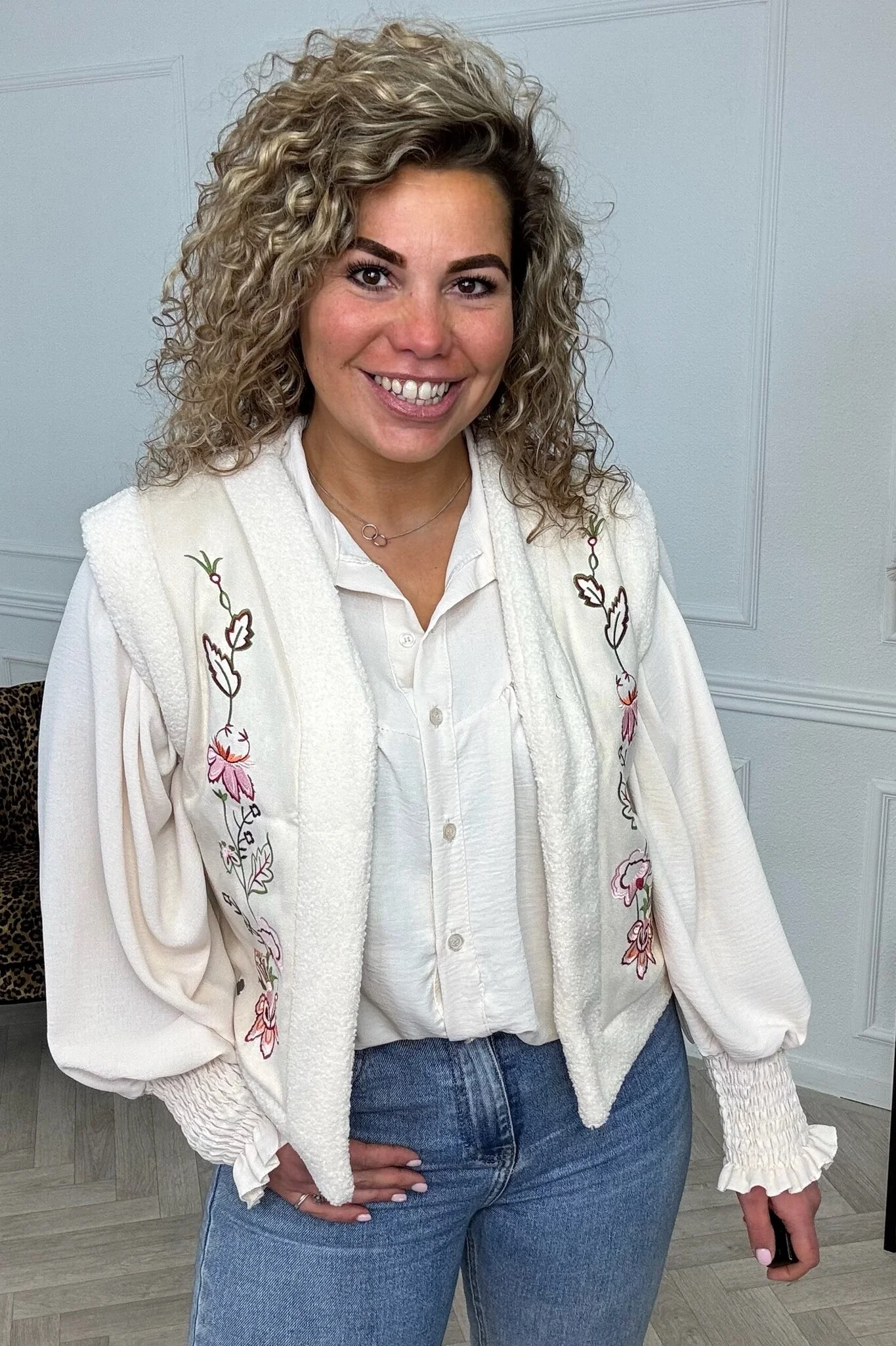 Musthave Spring Gilet - Beige/Flowers - Image 2