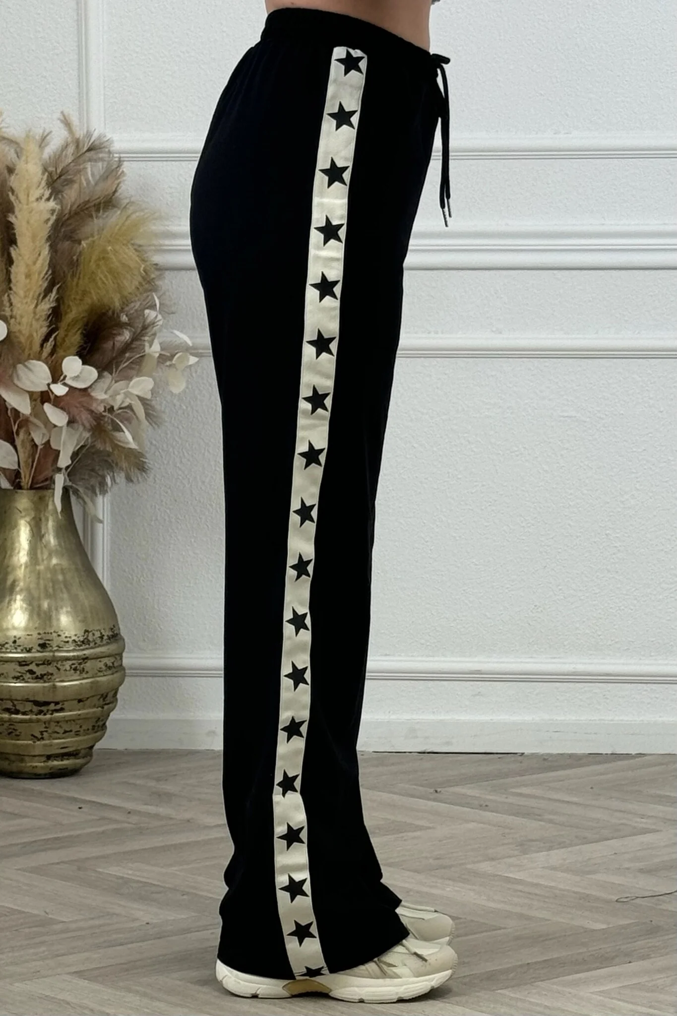 Musthave Star Jogging Pants - Black - Image 2
