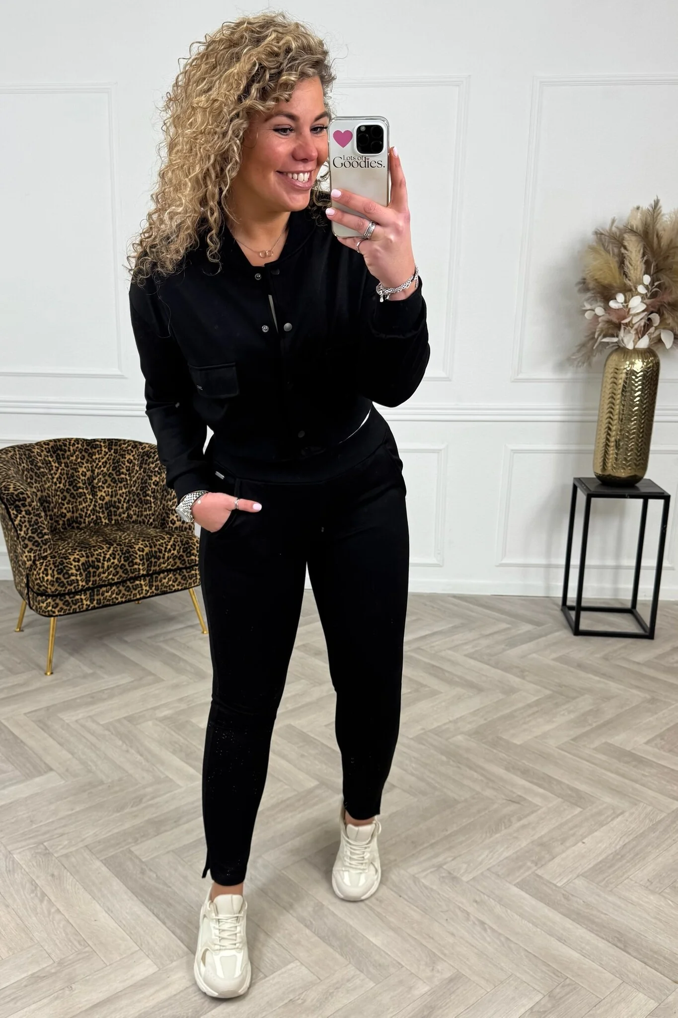 Nikki Chill Set - Black