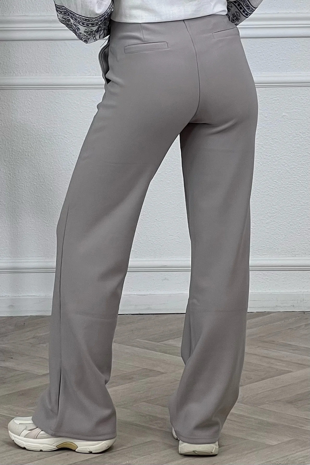 Nikki Straight Leg Pants - Light Grey - Image 3