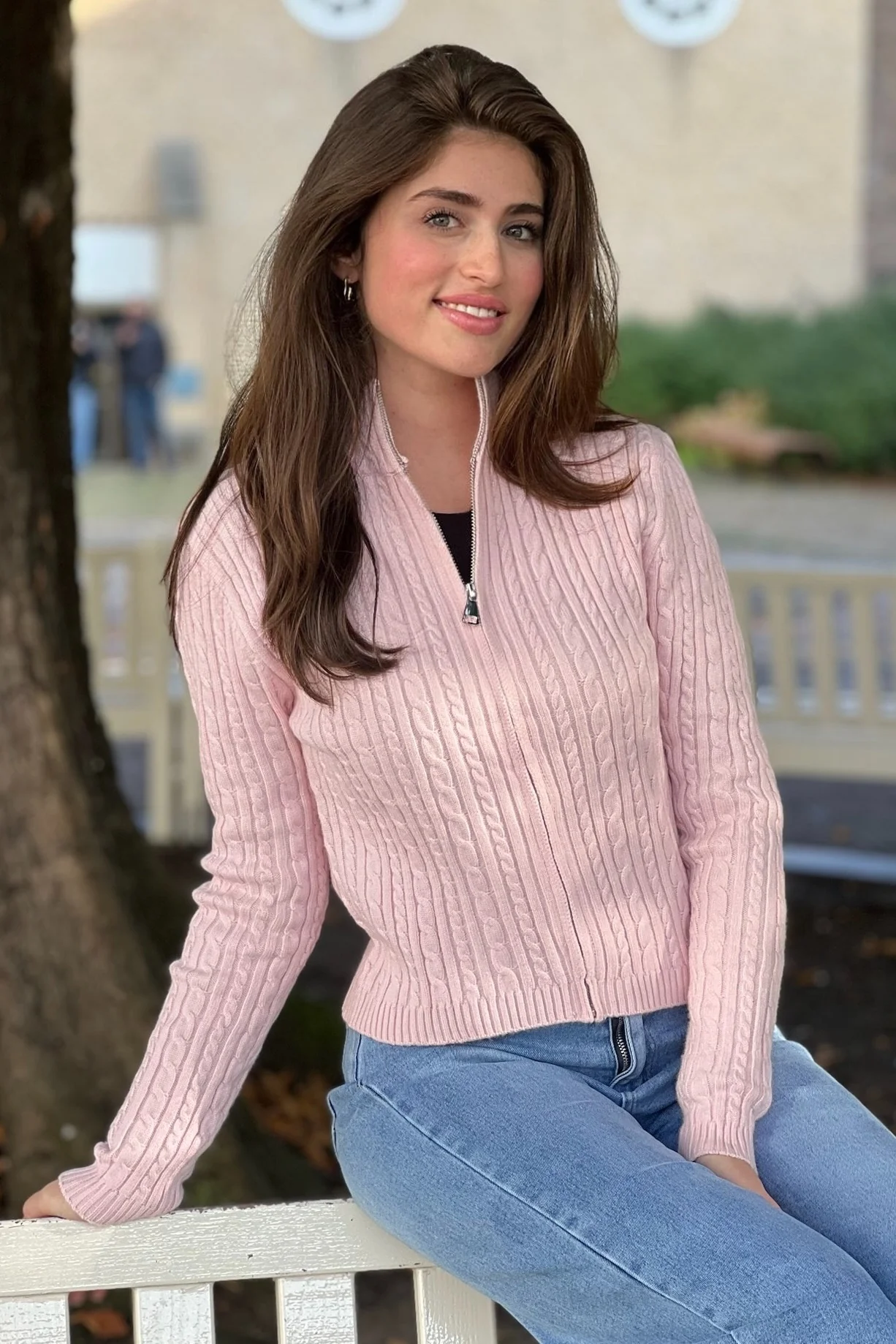 Novi Vest - Pink