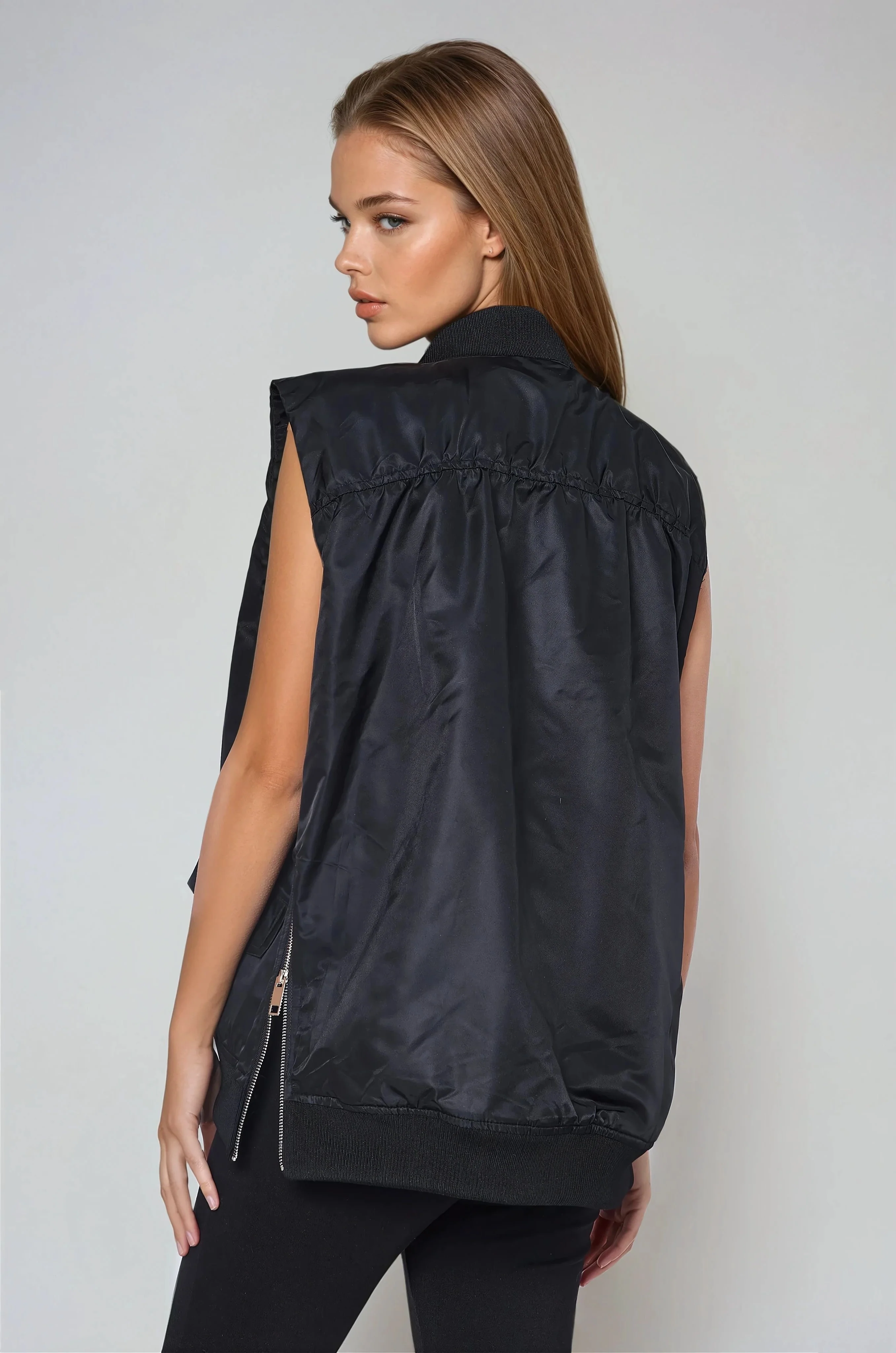 Oversized Bomber Gilet - Black - Image 4