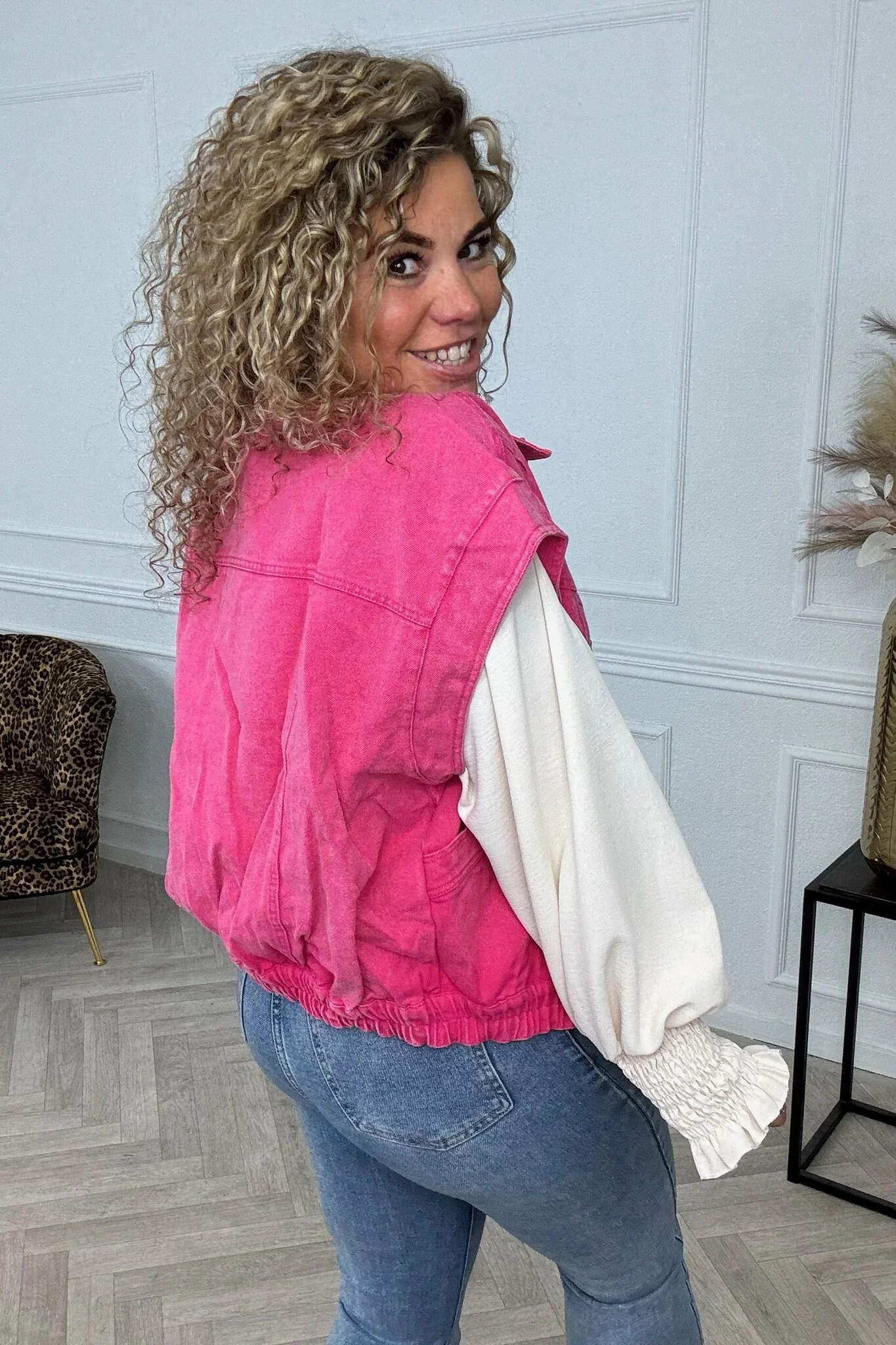 Oversized Denim Gilet Lara - Fuchsia - Image 4