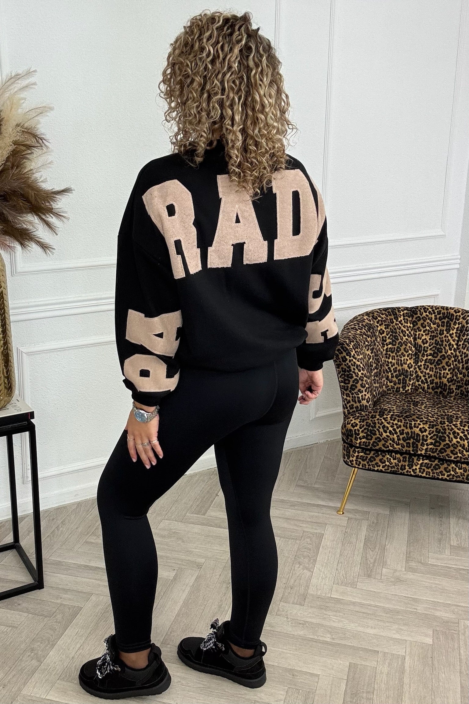 Paradise Back Sweater - Black/Taupe