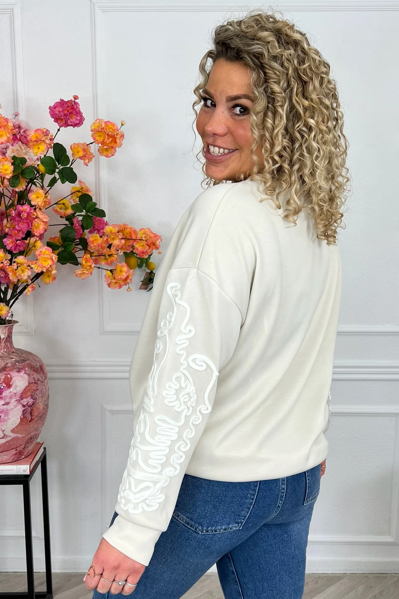 Perfect Barok Sleeve Sweater - Beige - Image 2