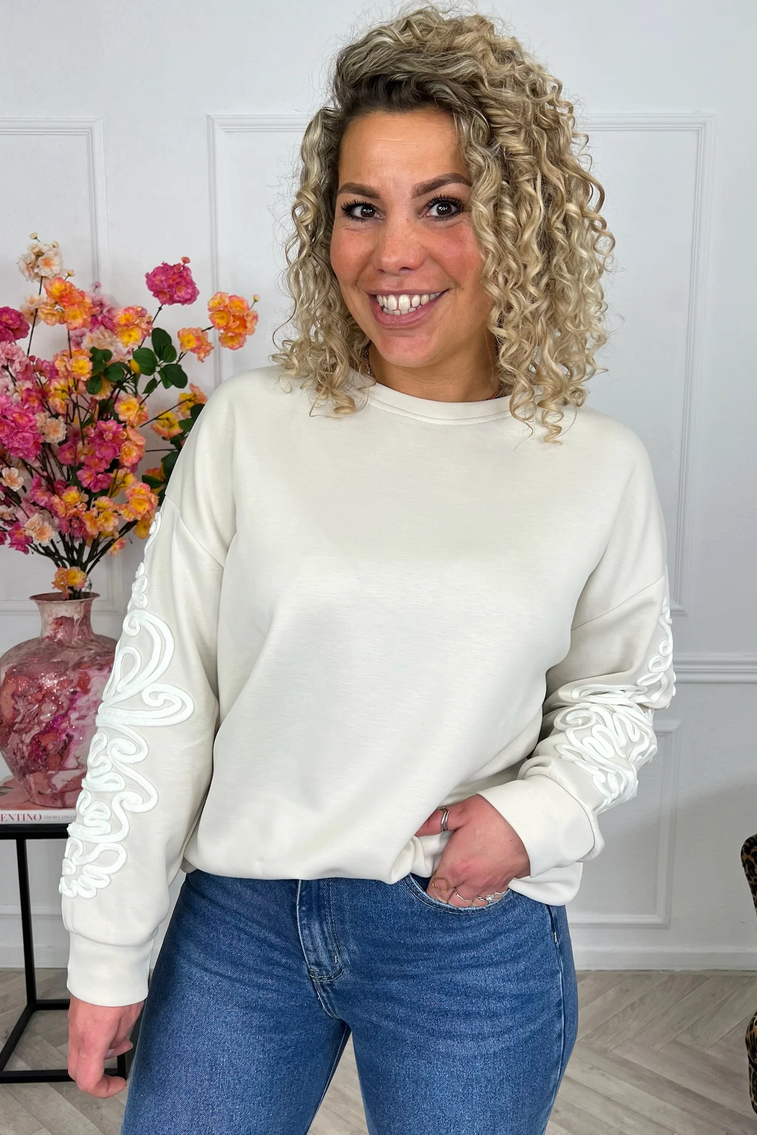 Perfect Barok Sleeve Sweater - Beige - Image 3