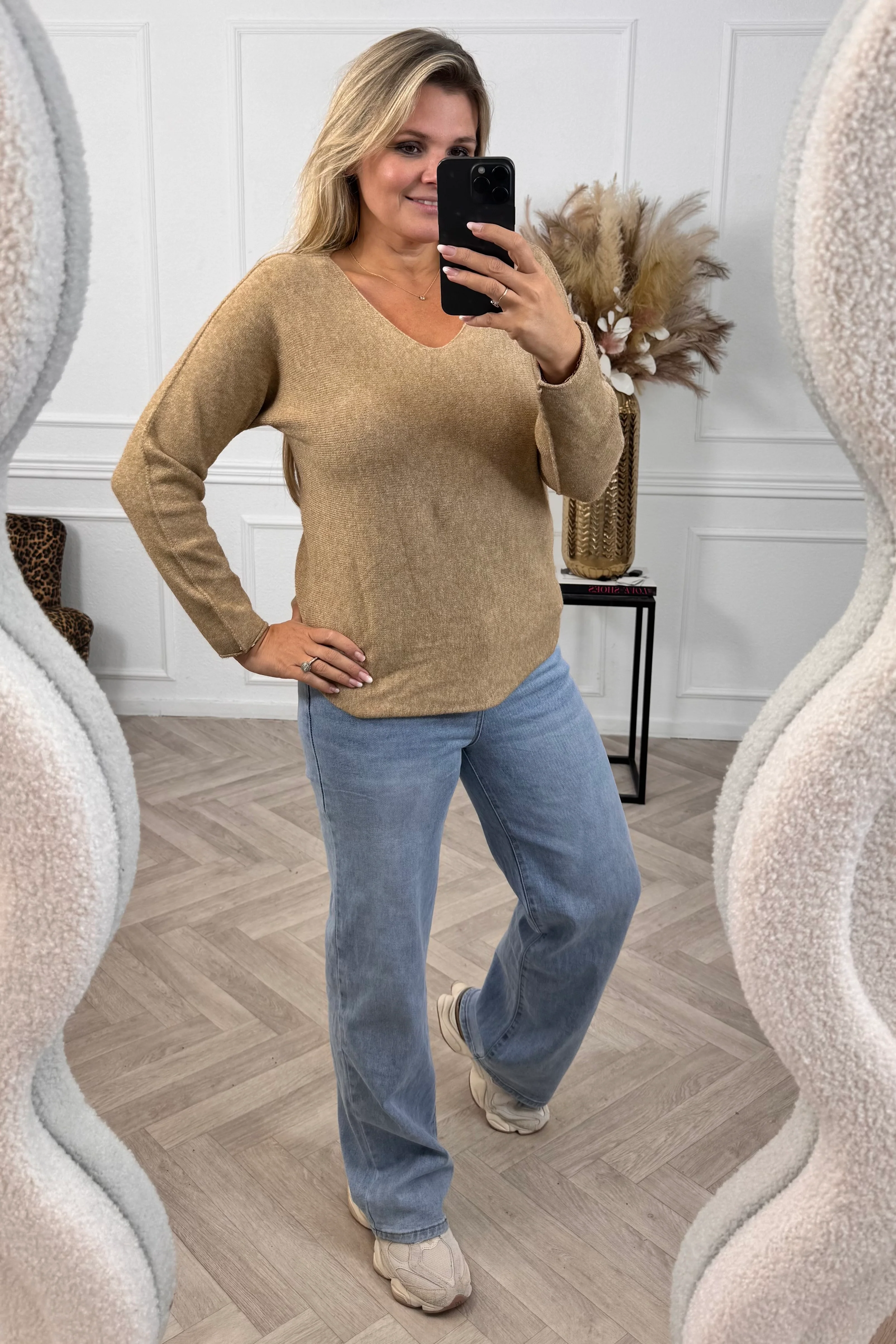 Perfect Basic V Sweater - Light Camel
