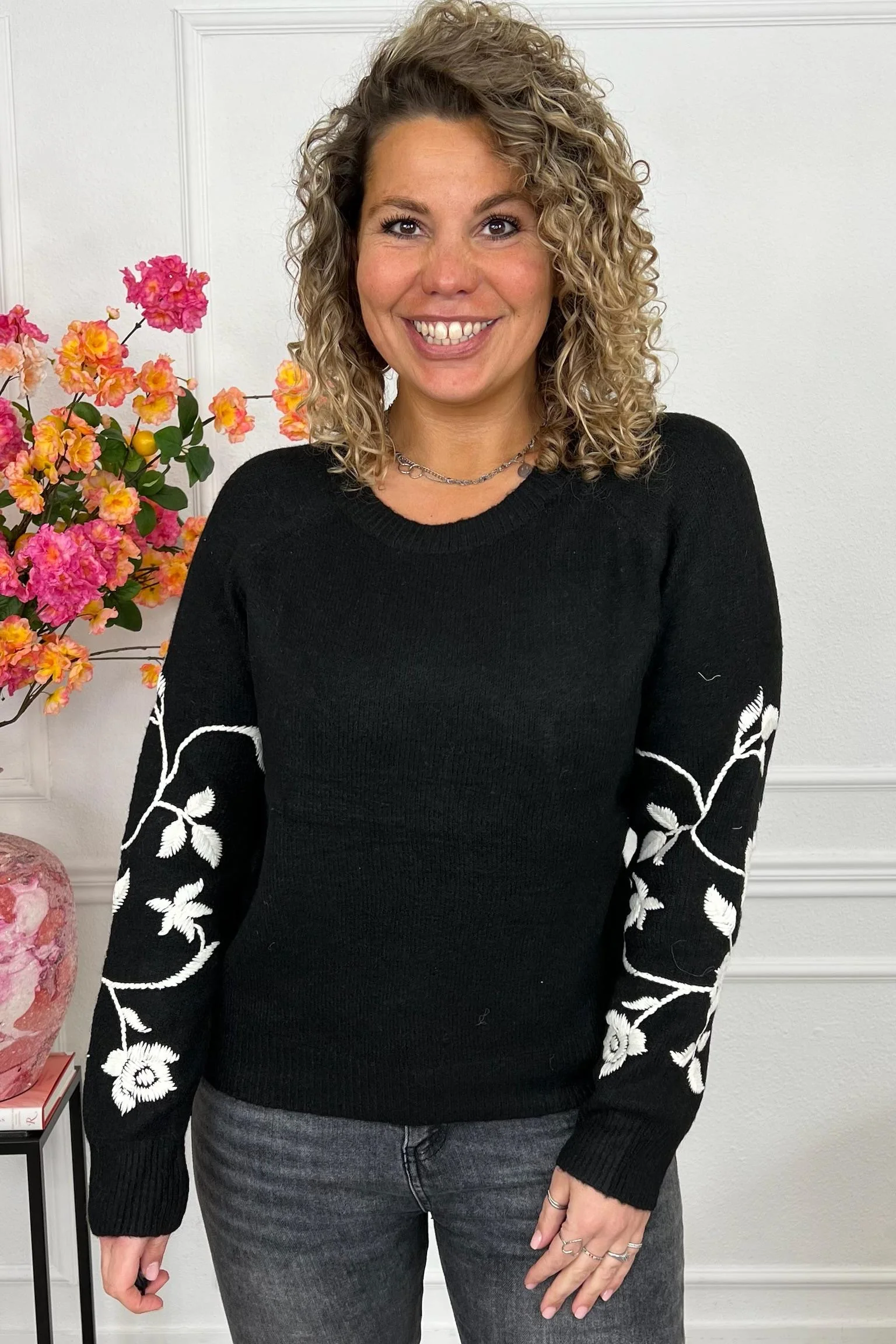 Perfect Floral Sleeve Sweater - Black/Beige