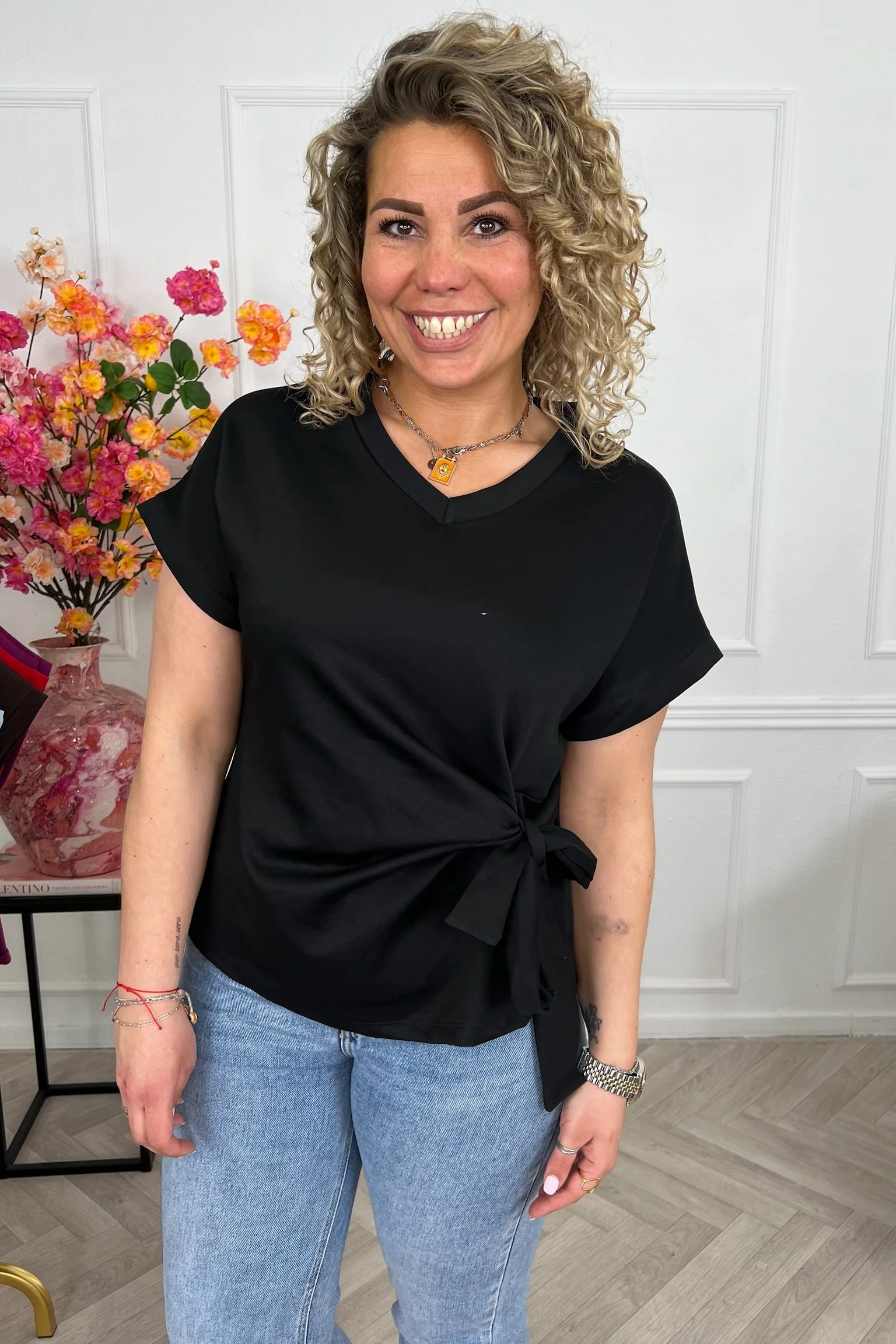 Perfect Knot Top - Black
