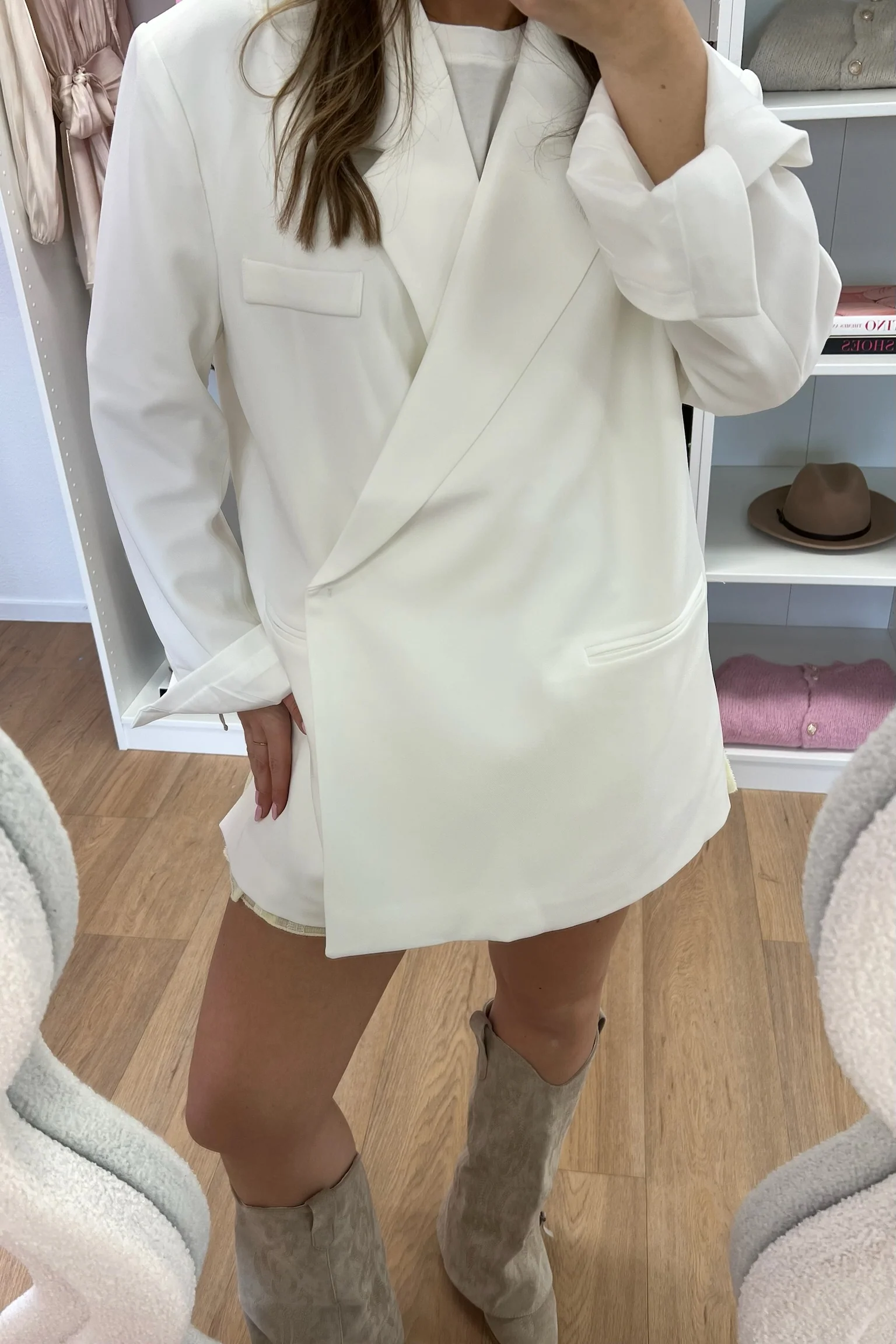 Perfect Oversized Blazer - White - Image 5