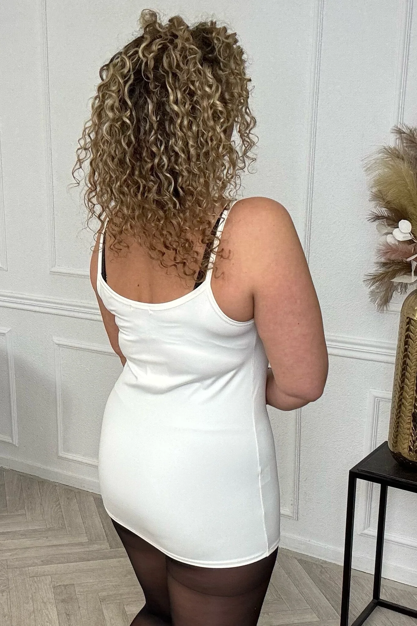 Perfect Shaping Top - White - Image 2