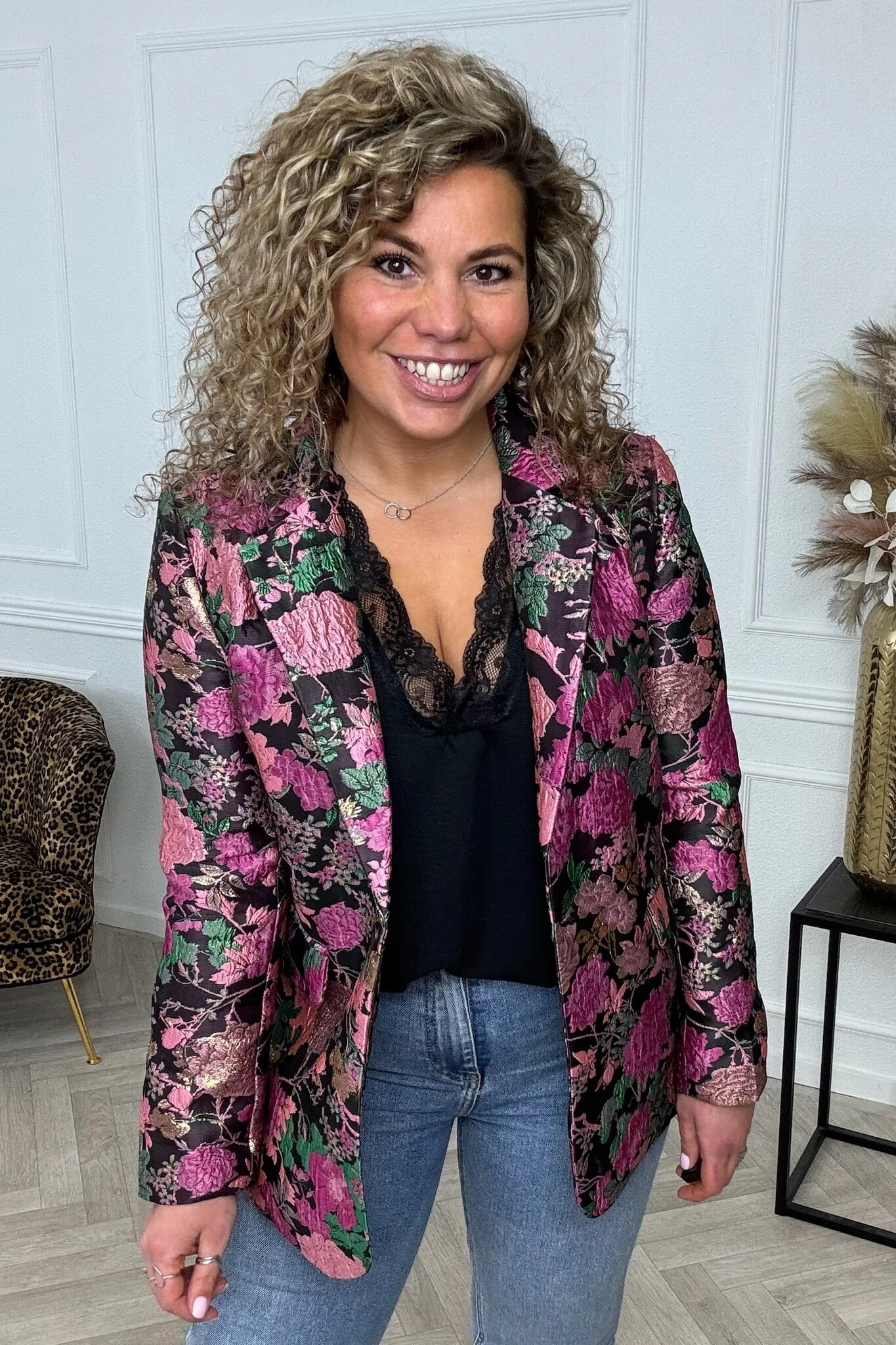 Perfect Shiny Flower Blazer - Black/Pink