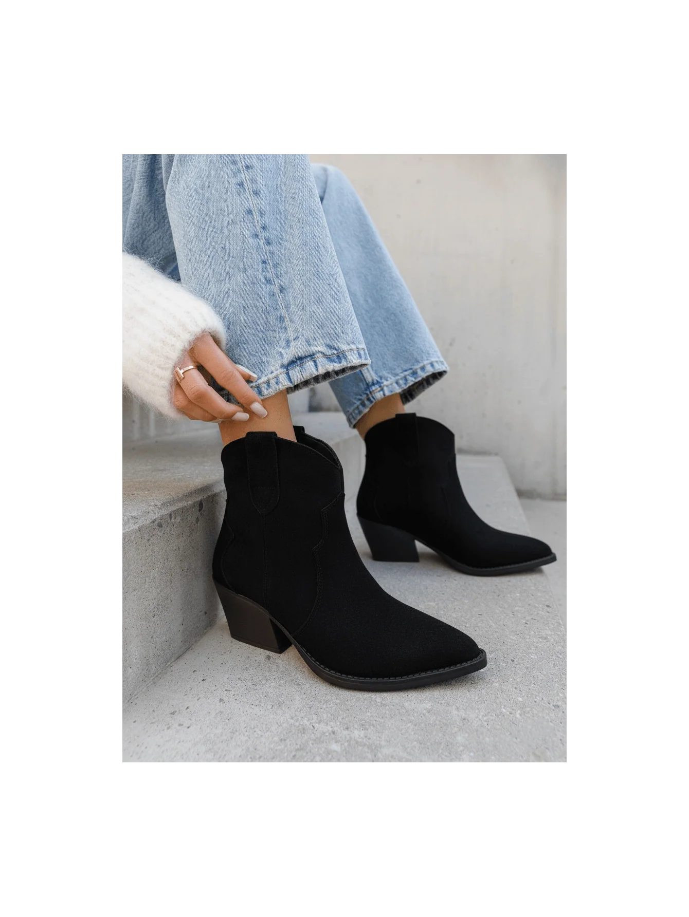 Perfect Suede Cowboy Boots - Black