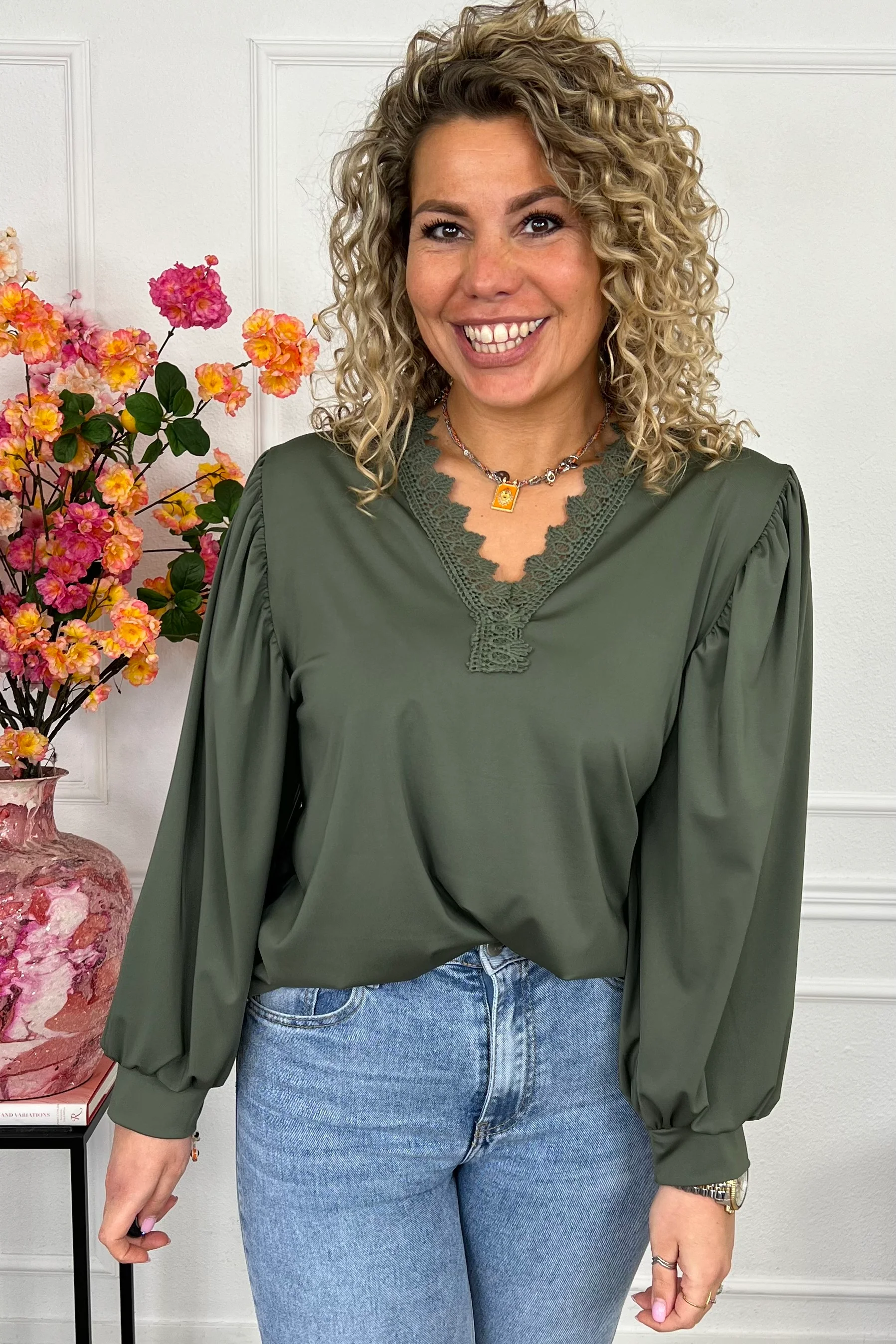 Perfect Travel Lace Top - Armygreen - Image 2
