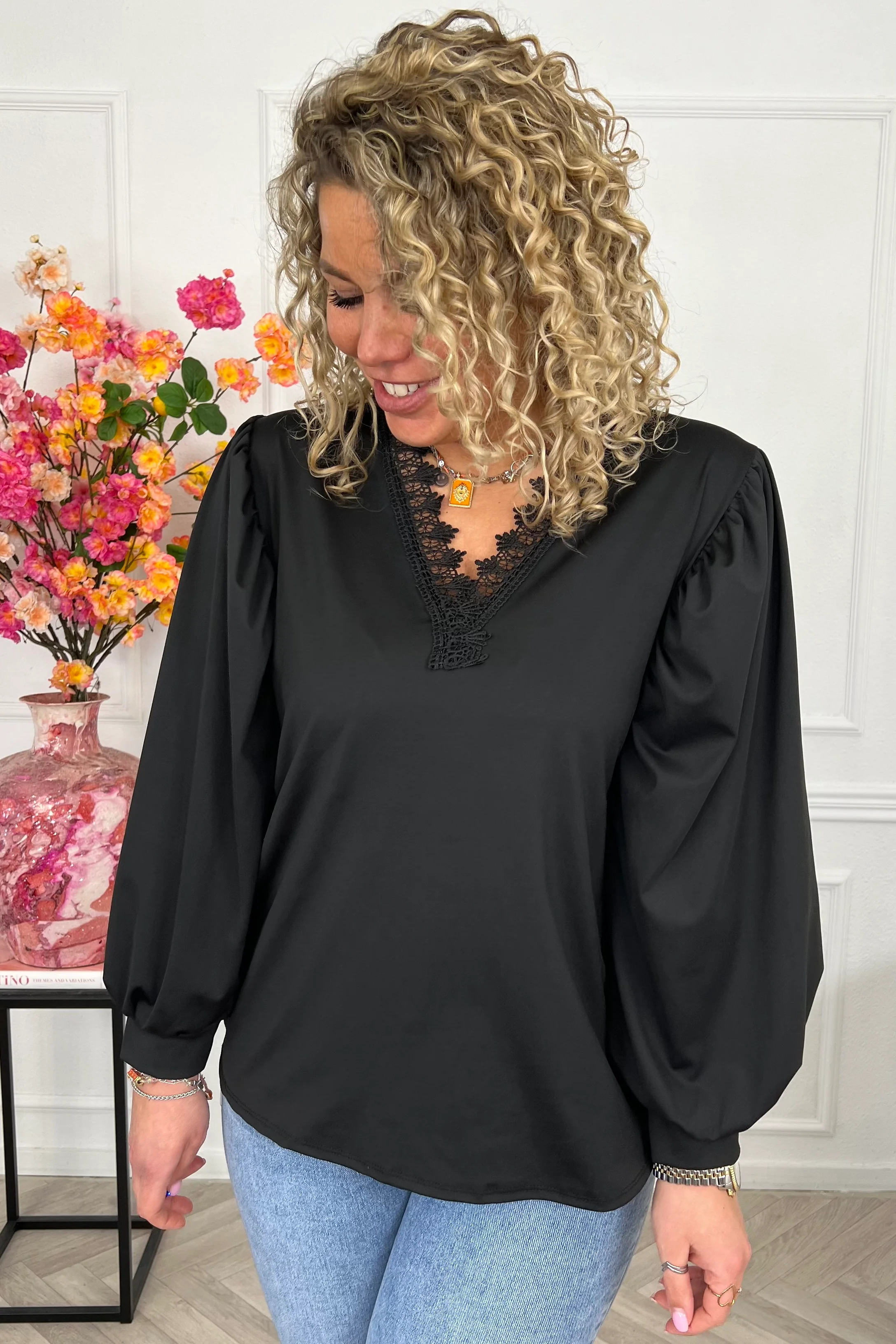 Perfect Travel Lace Top - Black - Image 2