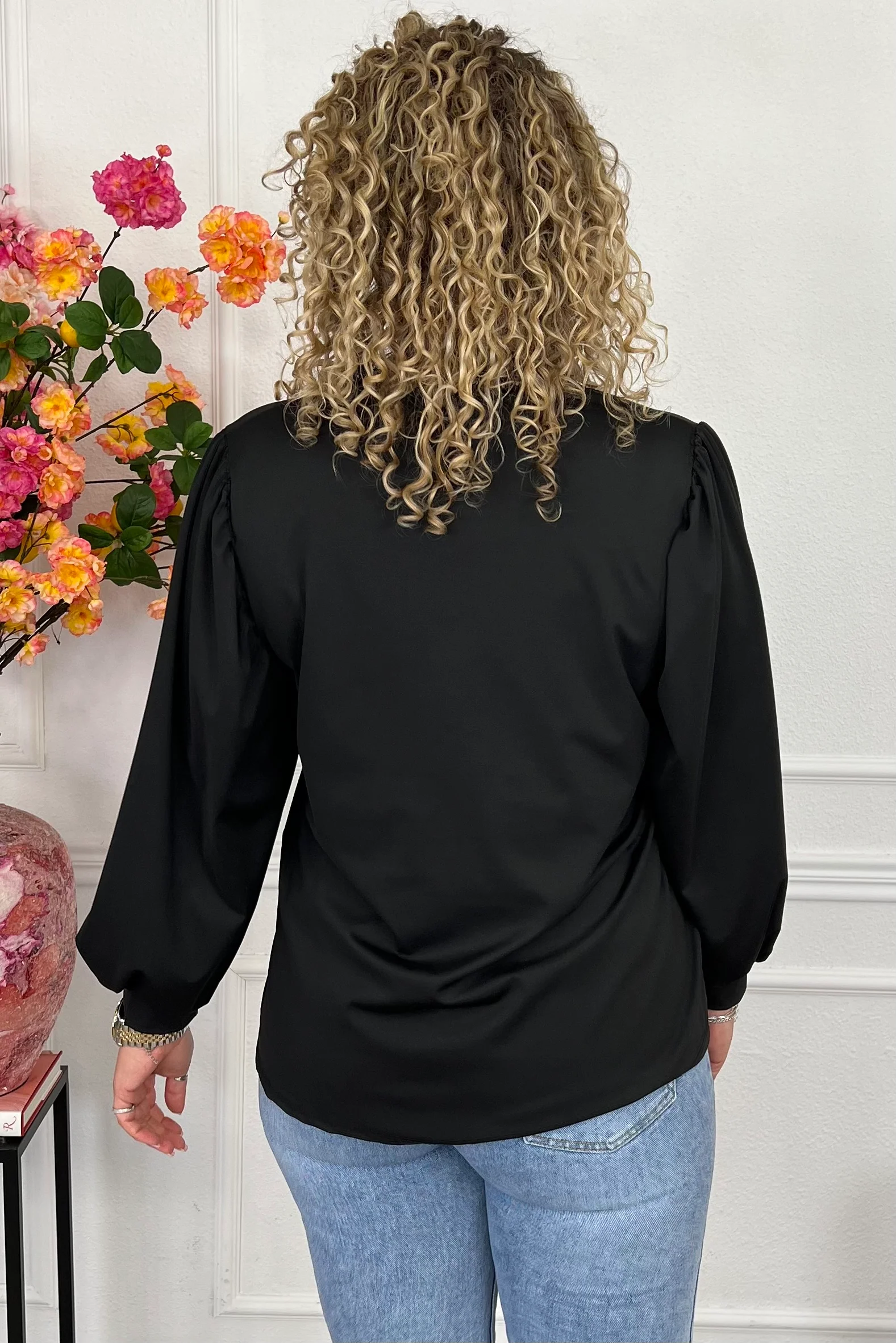 Perfect Travel Lace Top - Black - Image 3