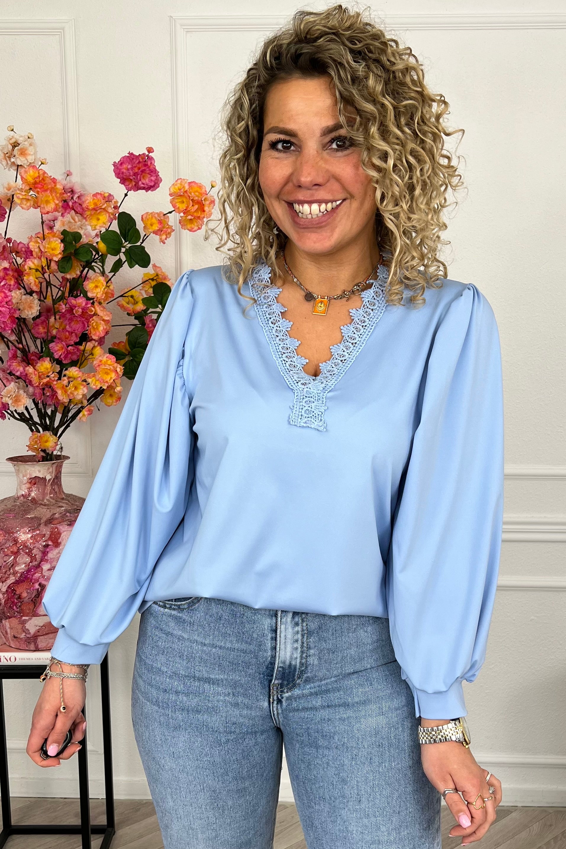 Perfect Travel Lace Top - Light Blue