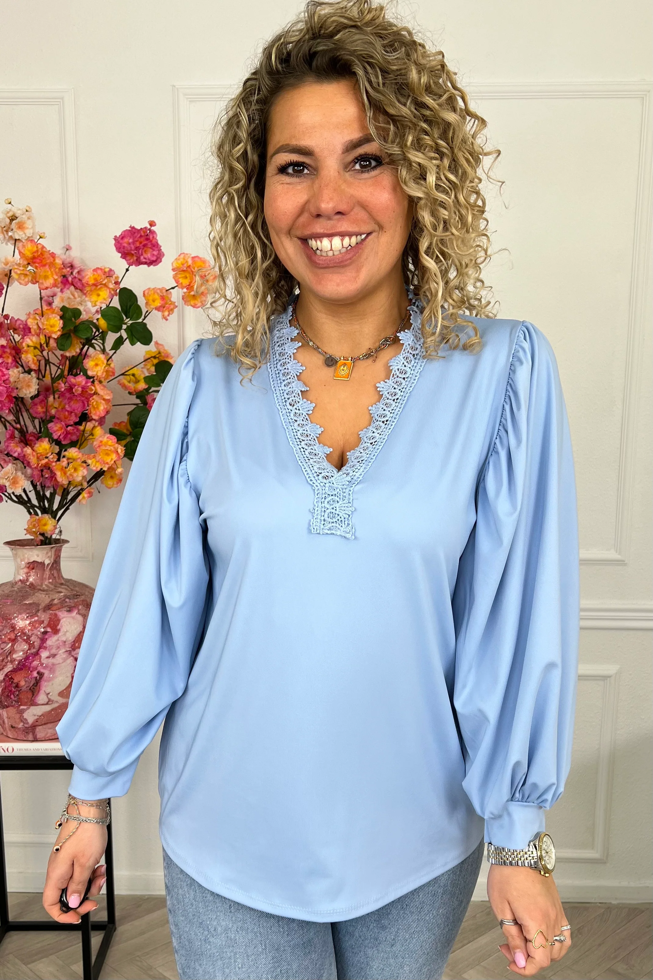 Perfect Travel Lace Top - Light Blue - Image 4