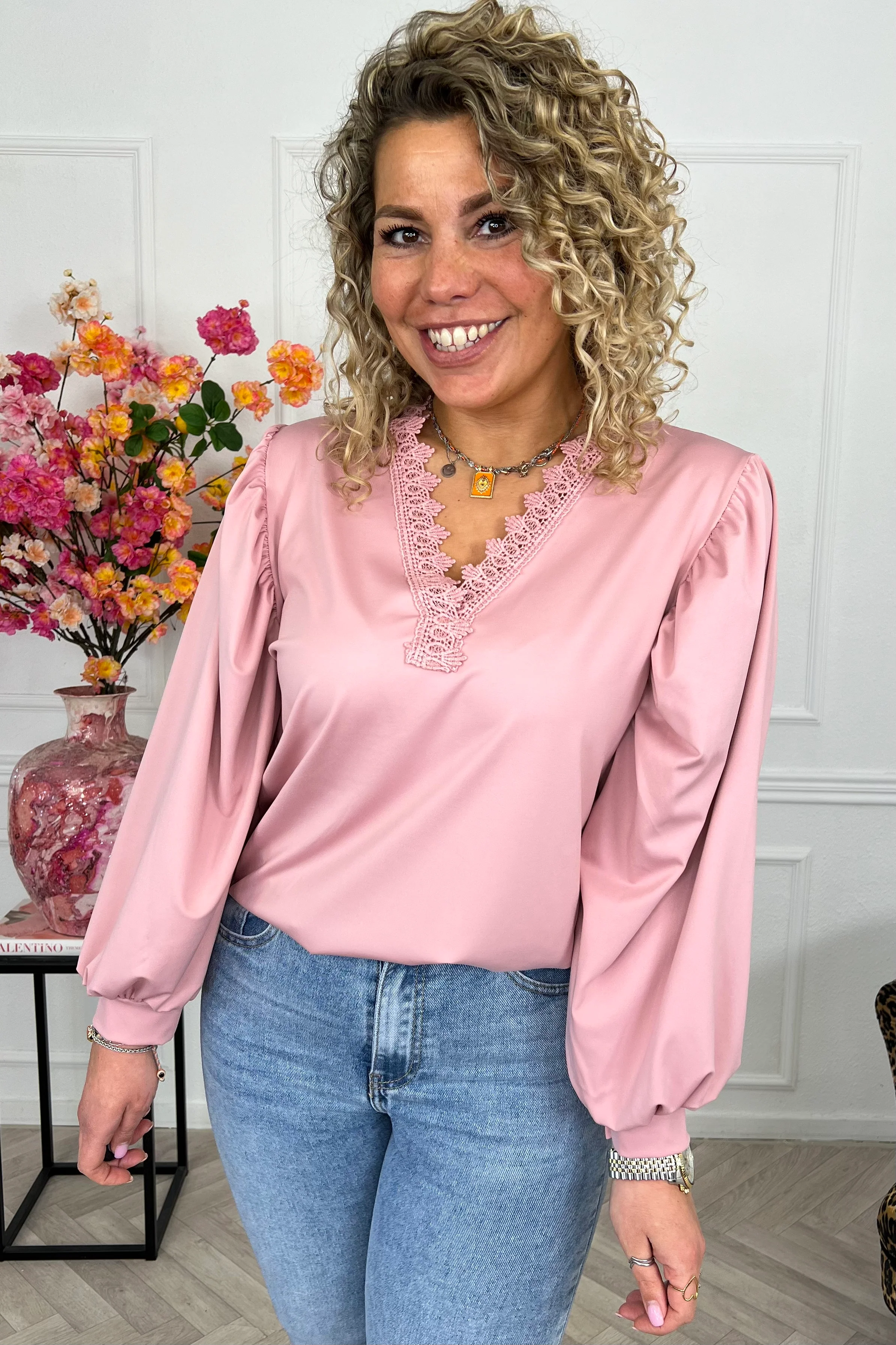 Perfect Travel Lace Top - Old Pink - Image 4
