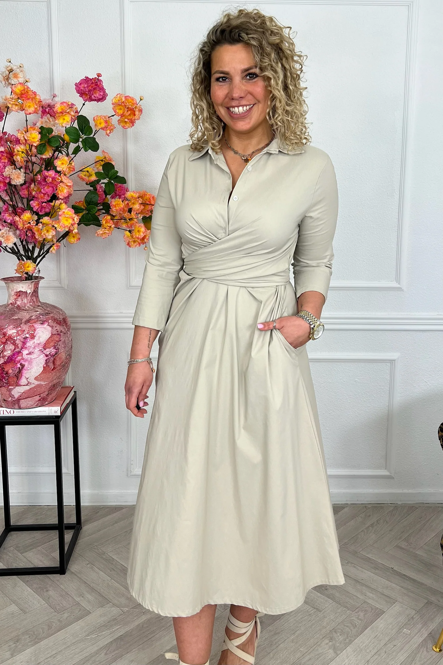 Perfect Travel Strik Dress - Beige - Image 4
