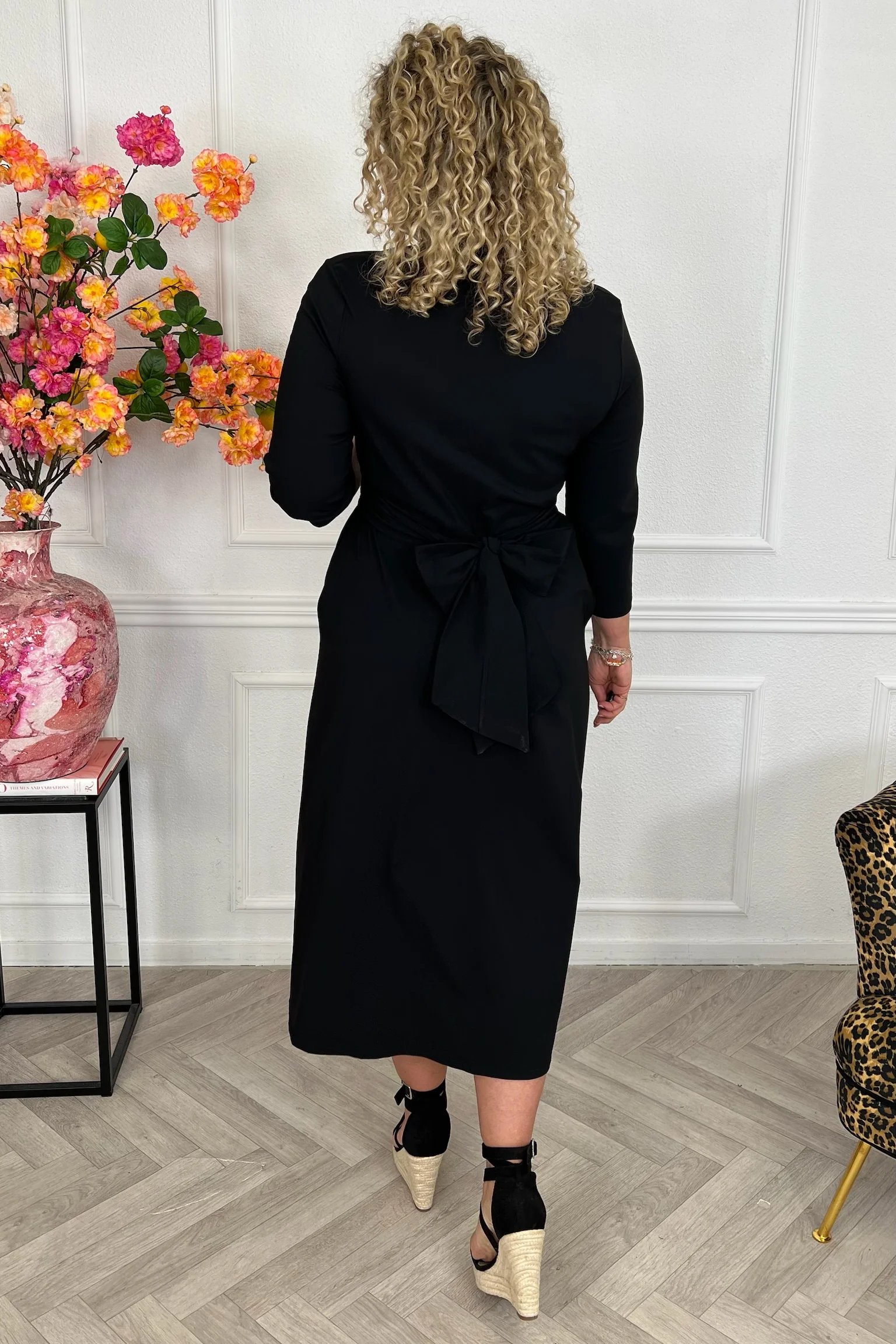 Perfect Travel Strik Dress - Black - Image 5
