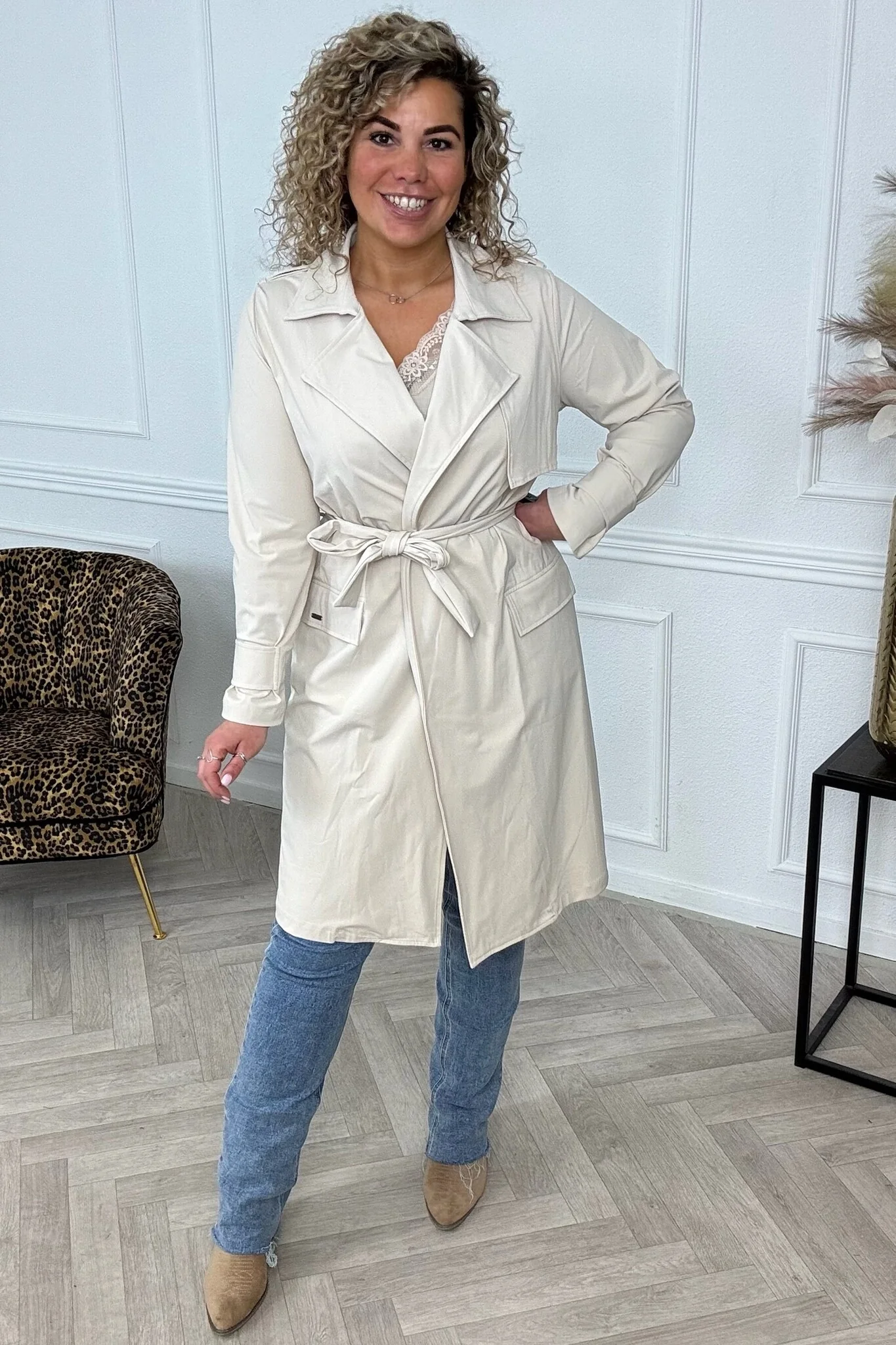 Perfect Travel Trenchcoat - Creme