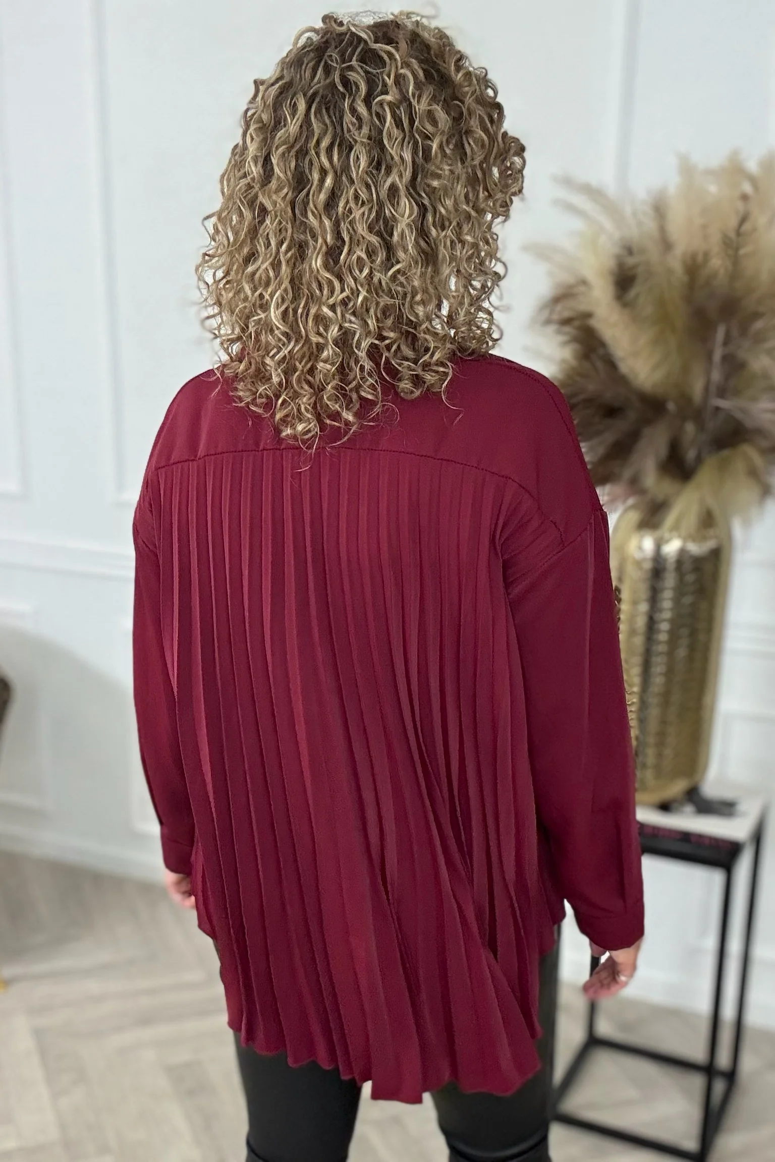 Plisse Back Blouse - Bordeaux - Image 2
