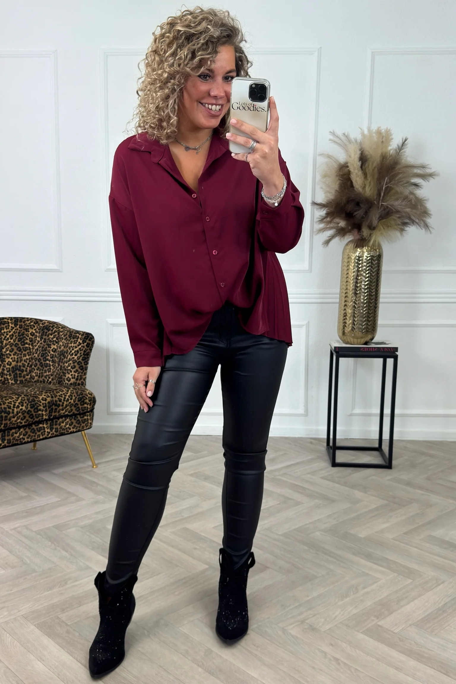 Plisse Back Blouse - Bordeaux - Image 3