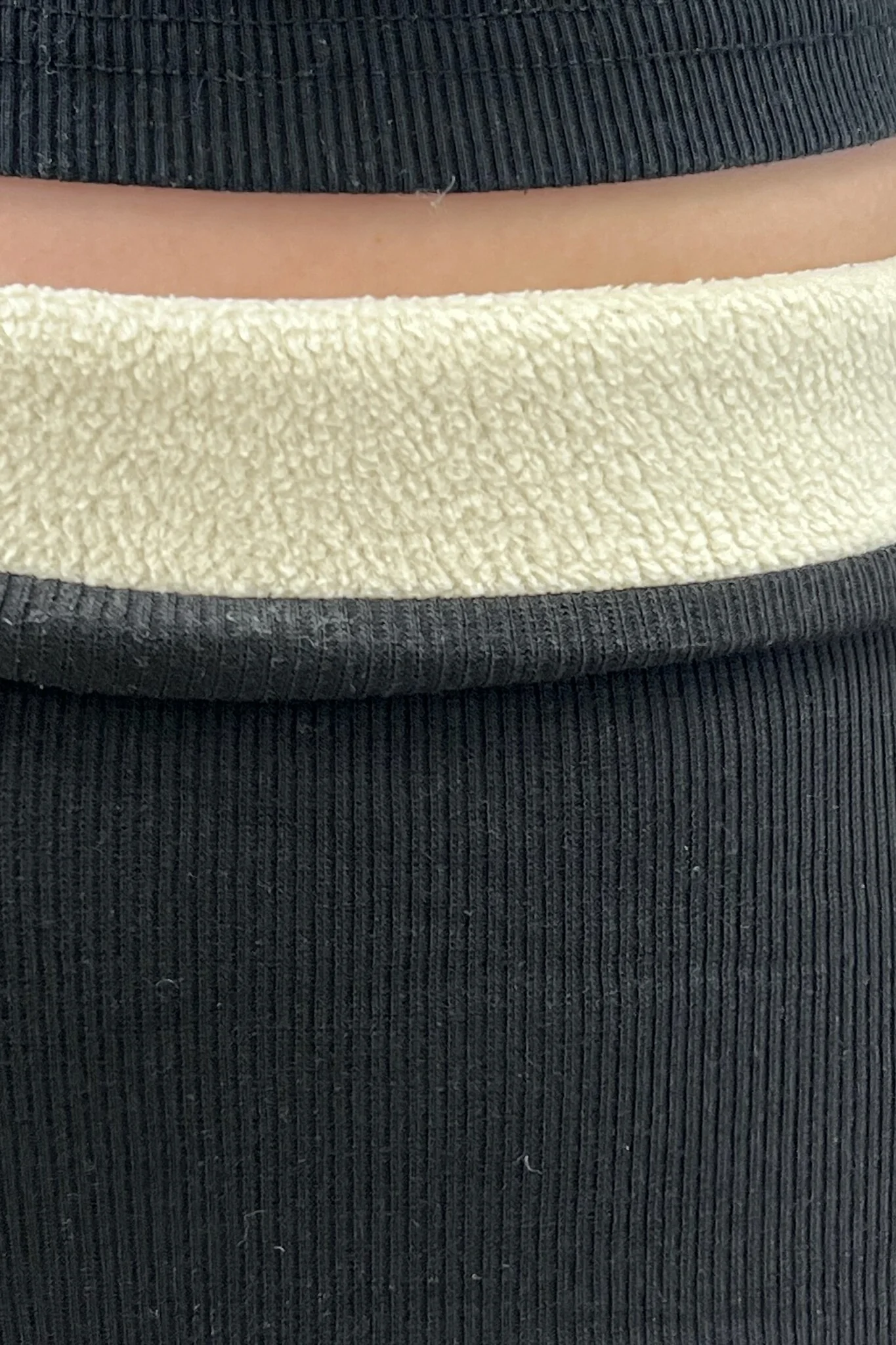 Ribbed Fleece Legging - Black - Image 5