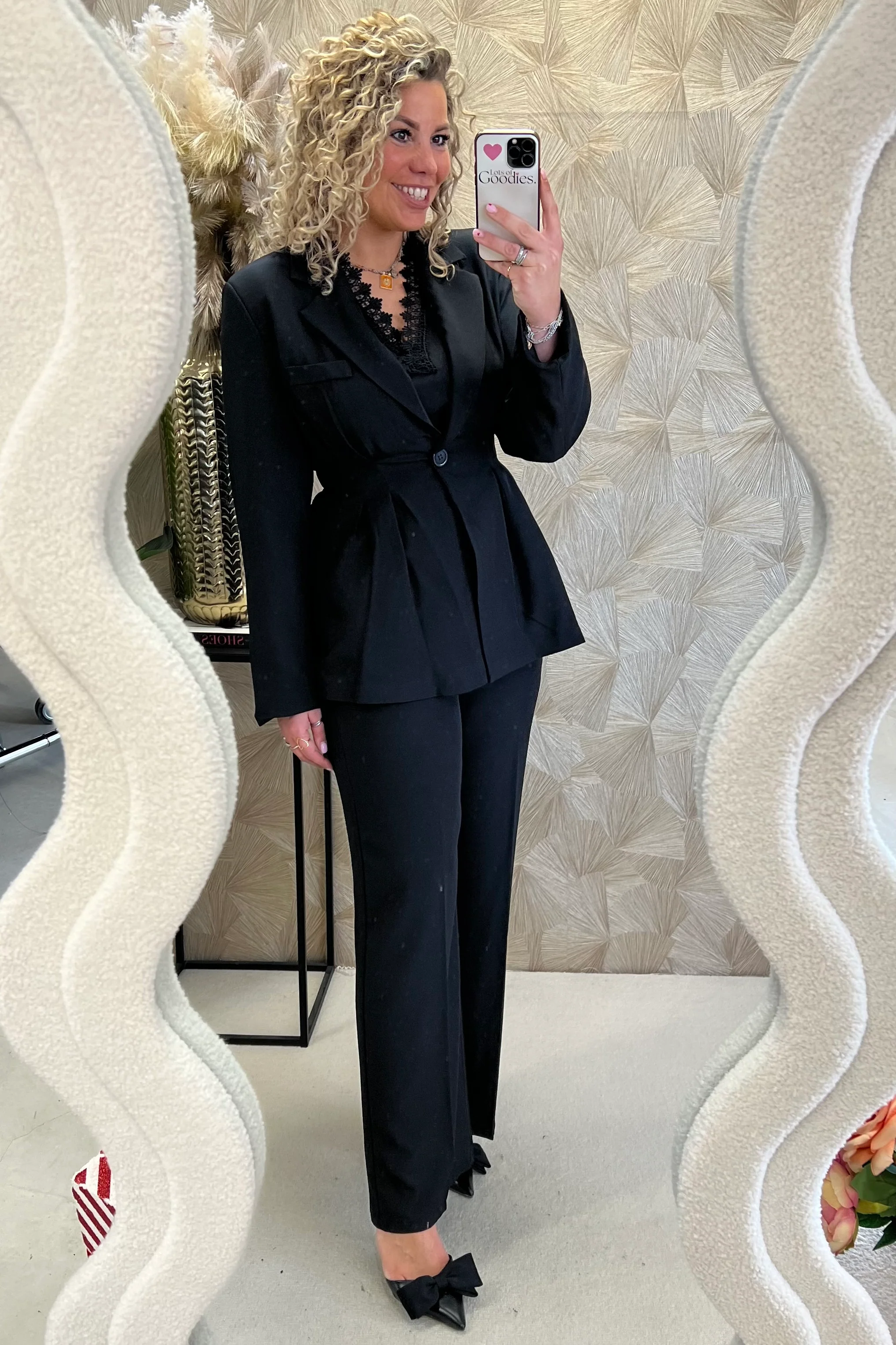 Riley Taille Suit - Black