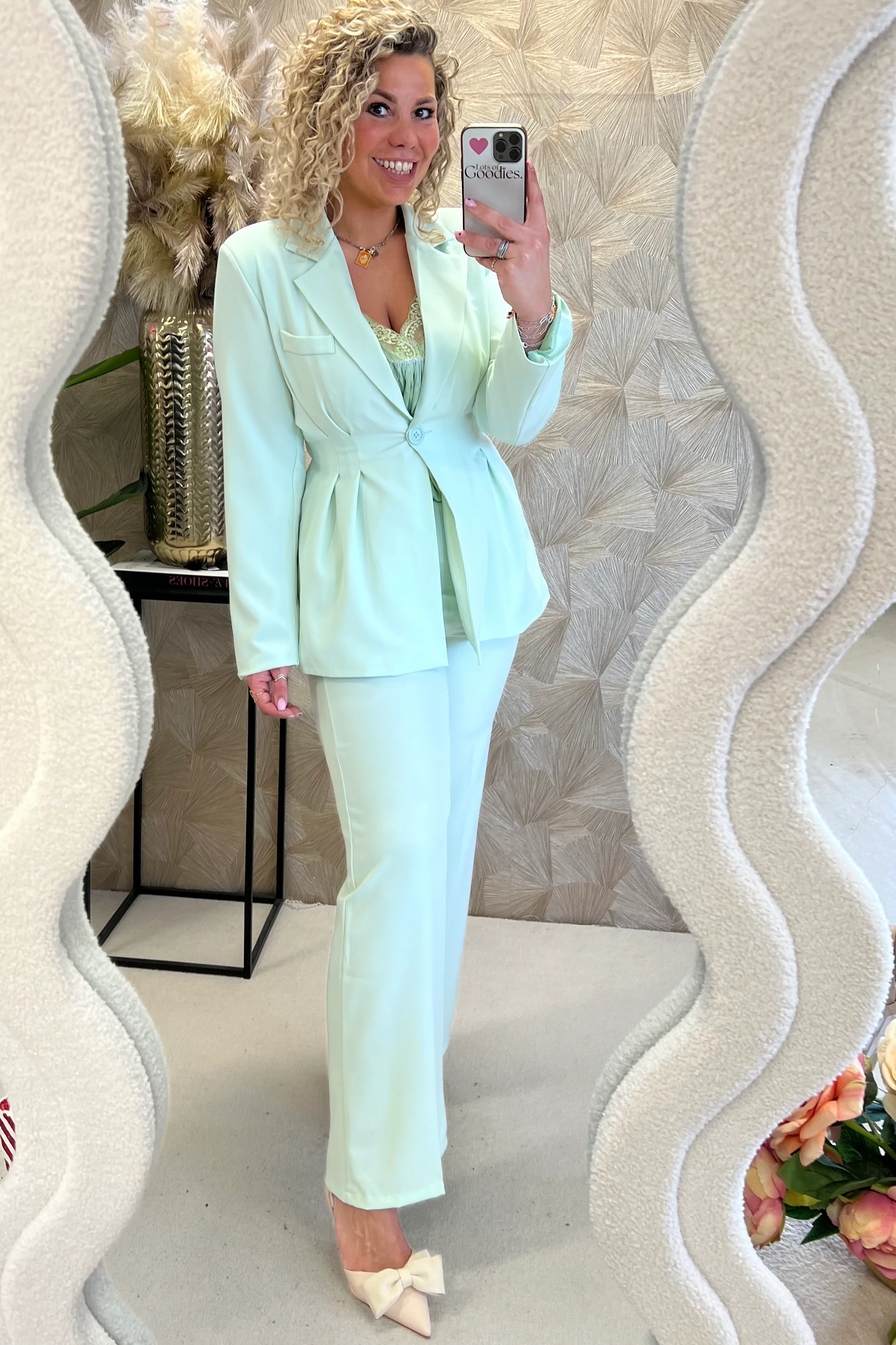 Riley Taille Suit - Light Green - Image 2