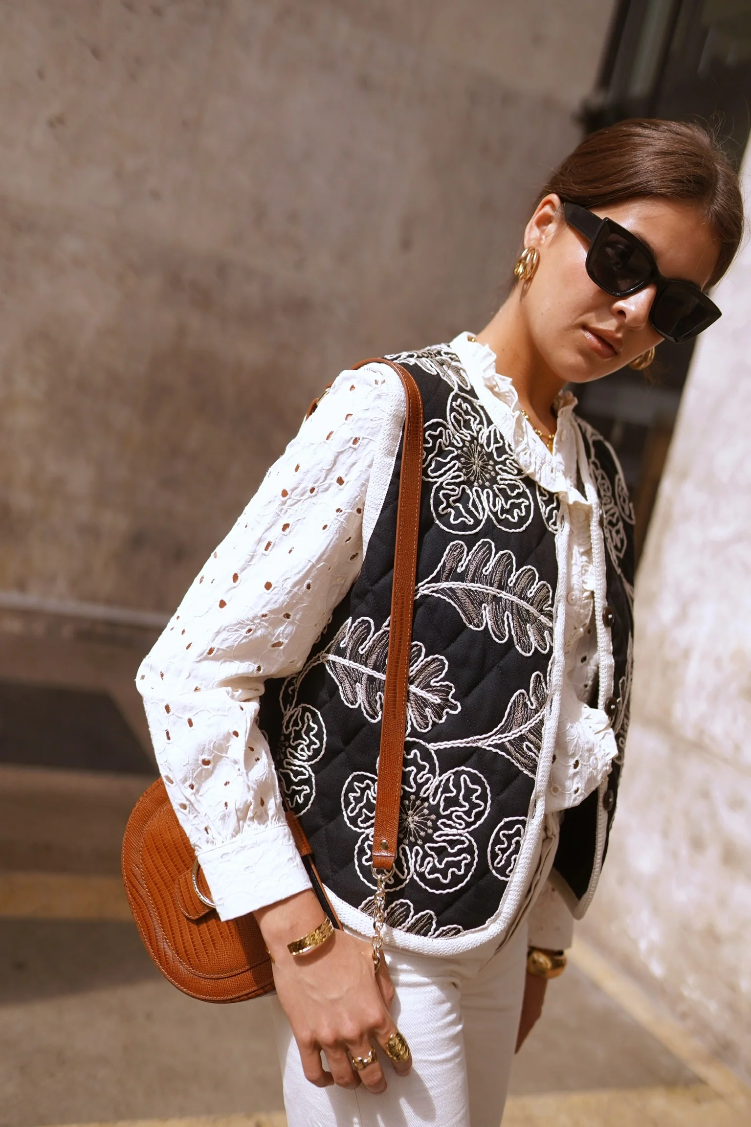 Serena Broderie Gilet - Black/White - Image 3